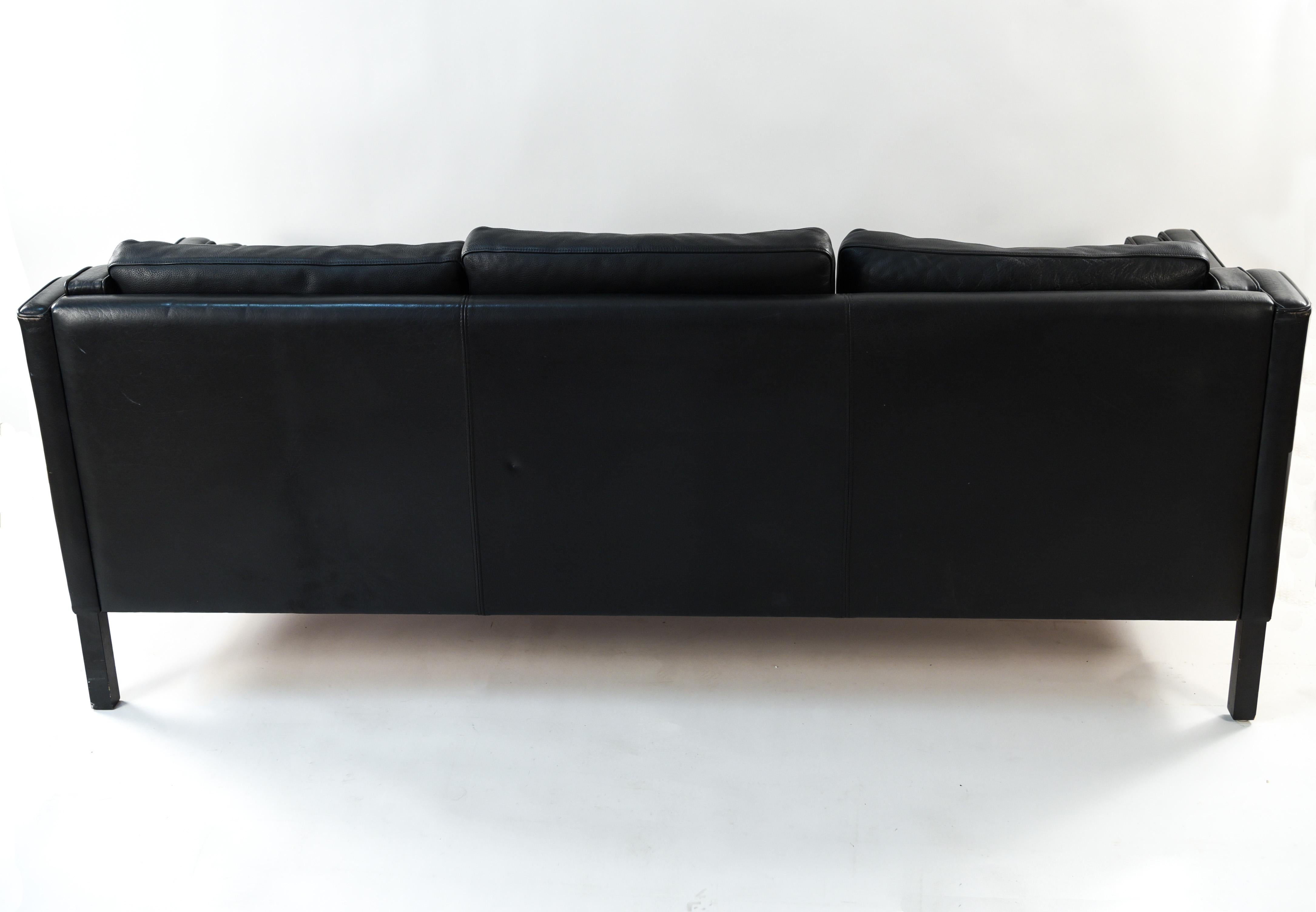 Danish Midcentury Borge Mogensen Style Black Leather Three-Seat Sofa 13