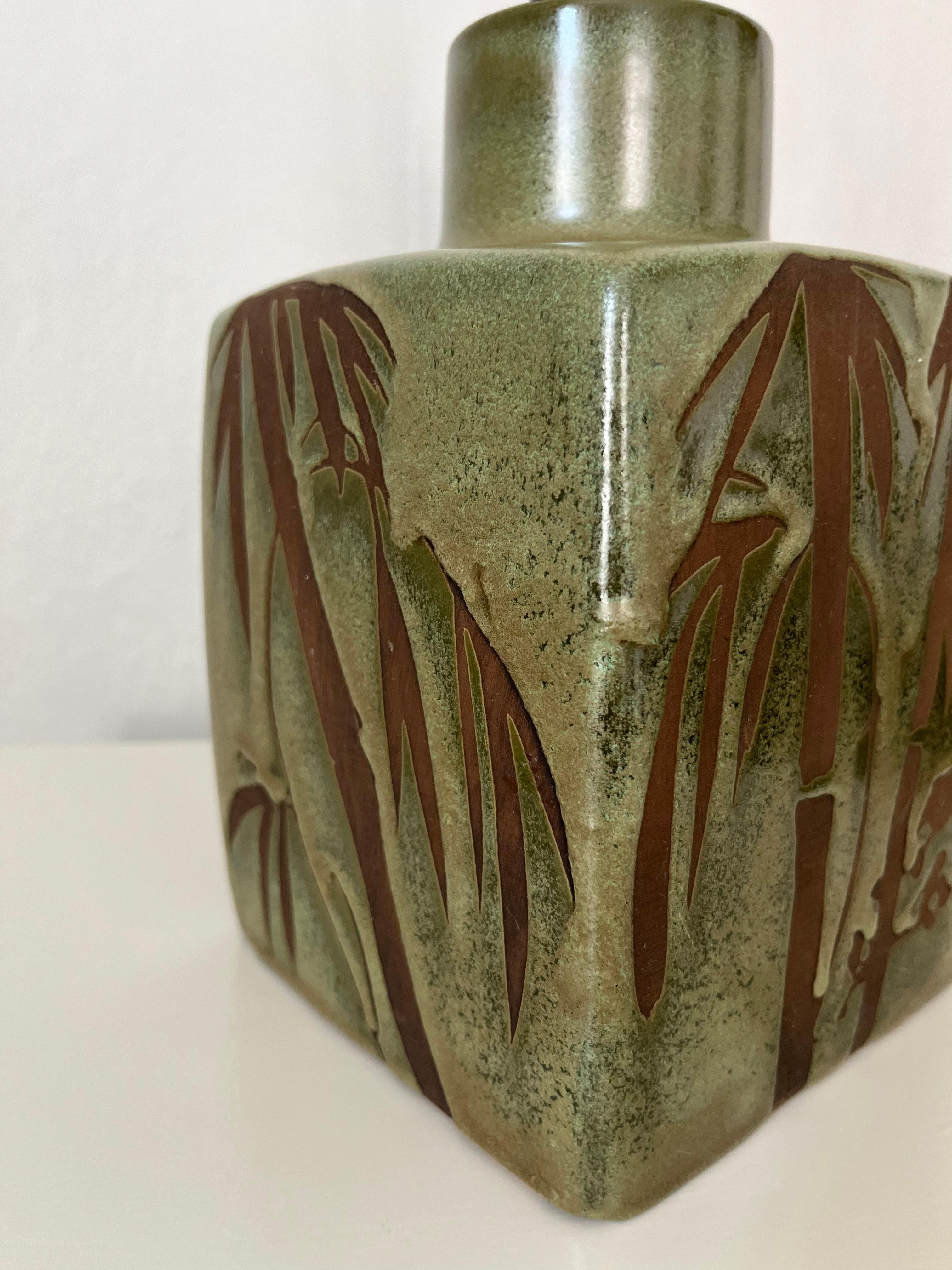 Ceramic Danish midcentury ceramic table lamp with palm decorations For Sale