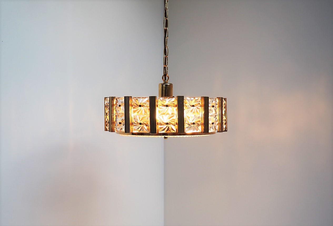 Scandinavian Modern Danish Midcentury Chandelier by Vitrika in Collaboration with Orrefors, 1960s For Sale