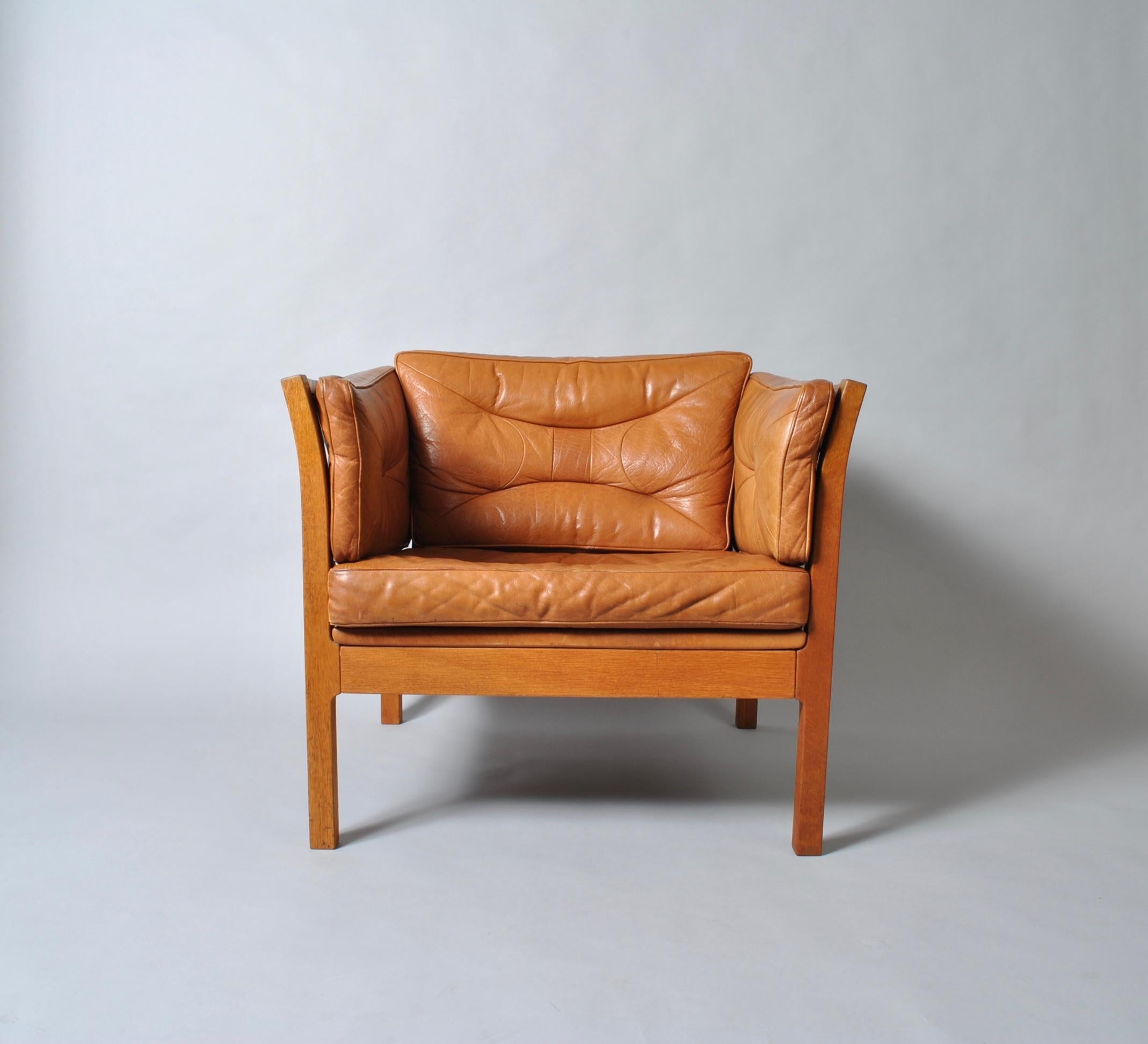 Scandinavian Modern Danish Midcentury Club Lounge Chair, Tan Leather and Oak