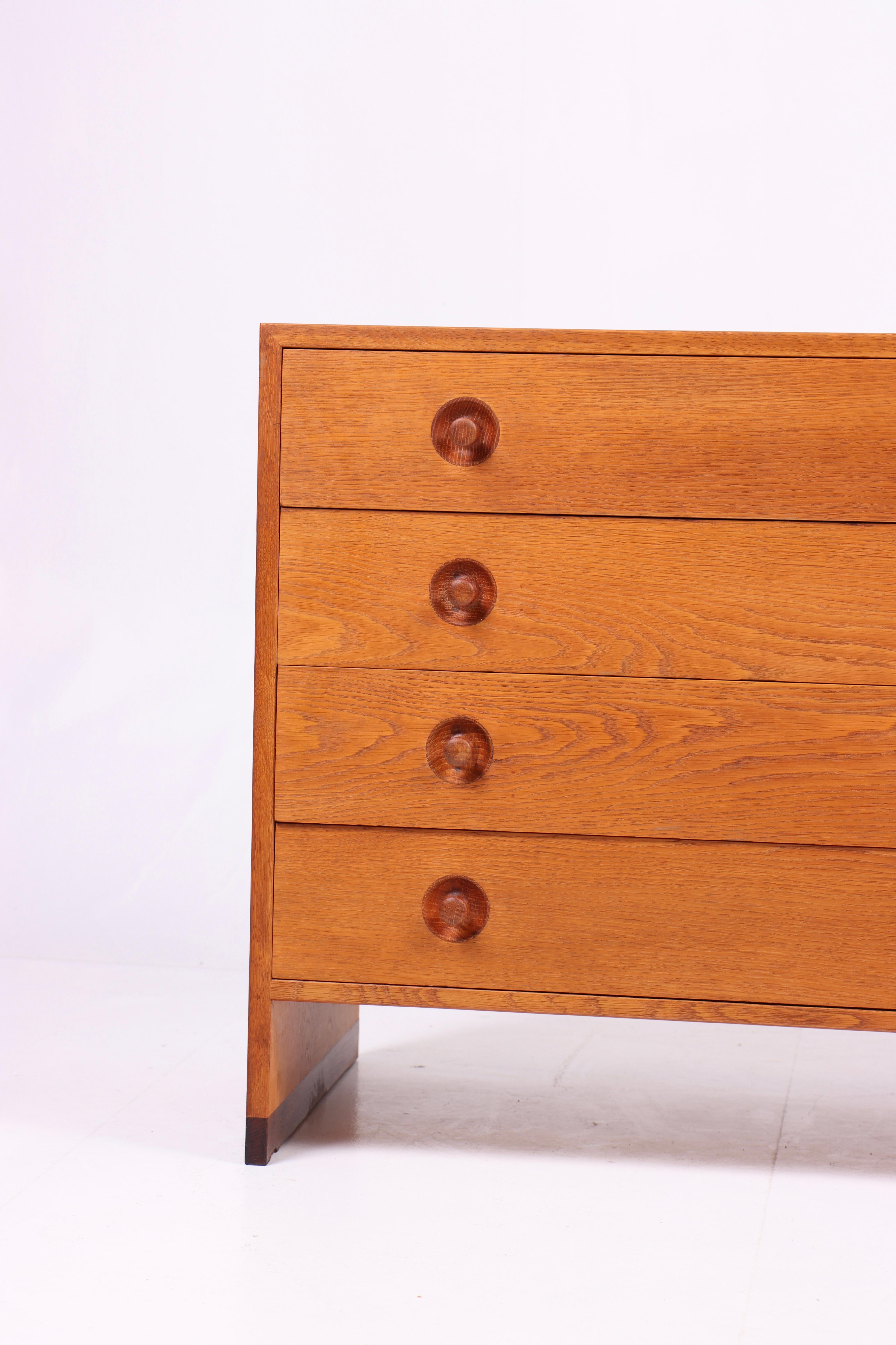 Danish Midcentury Commode in Oak by Hans Wegner, 1960s For Sale 7