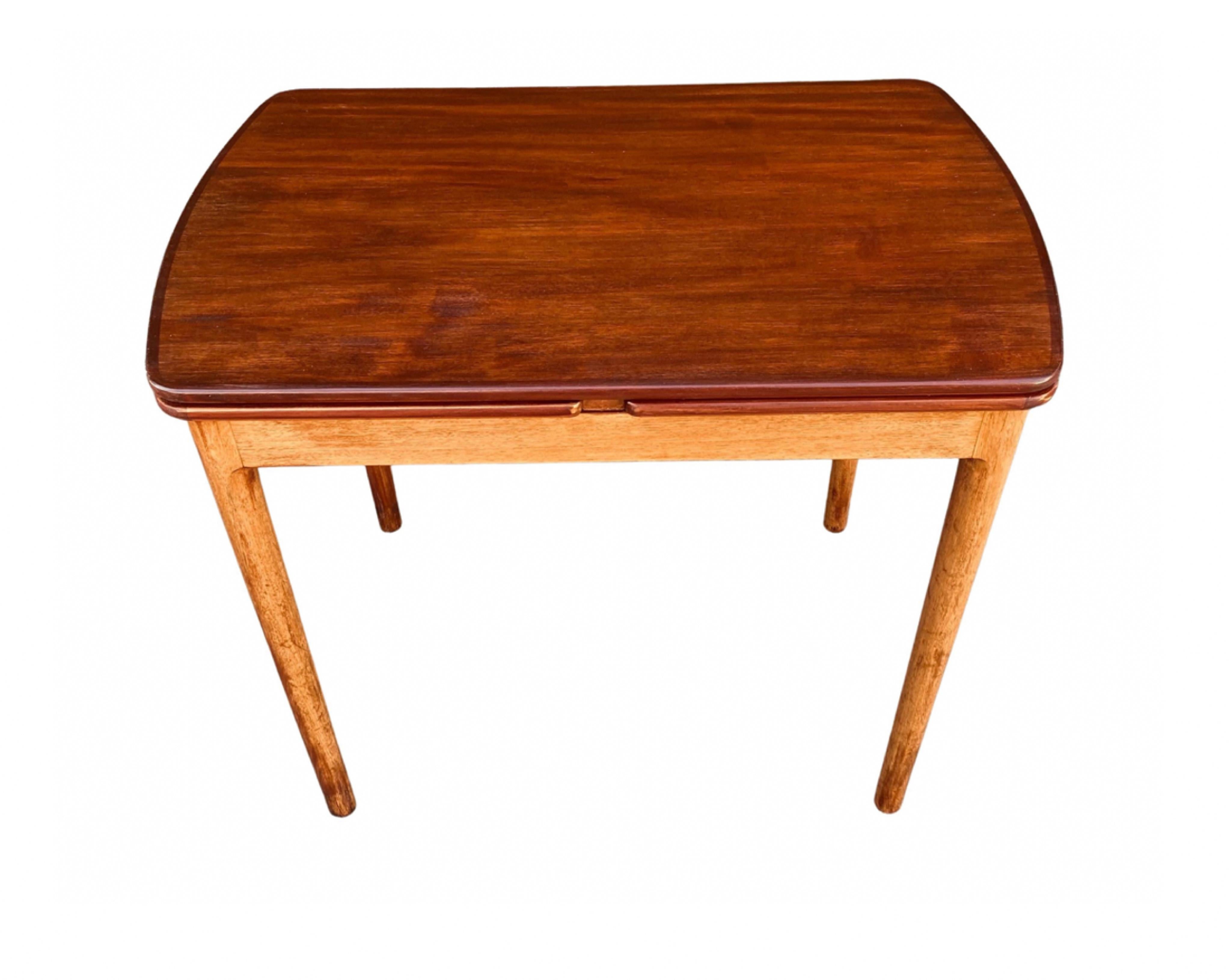 Mid-Century Modern Danish midcentury console table with Dutch extensions - mahogany For Sale