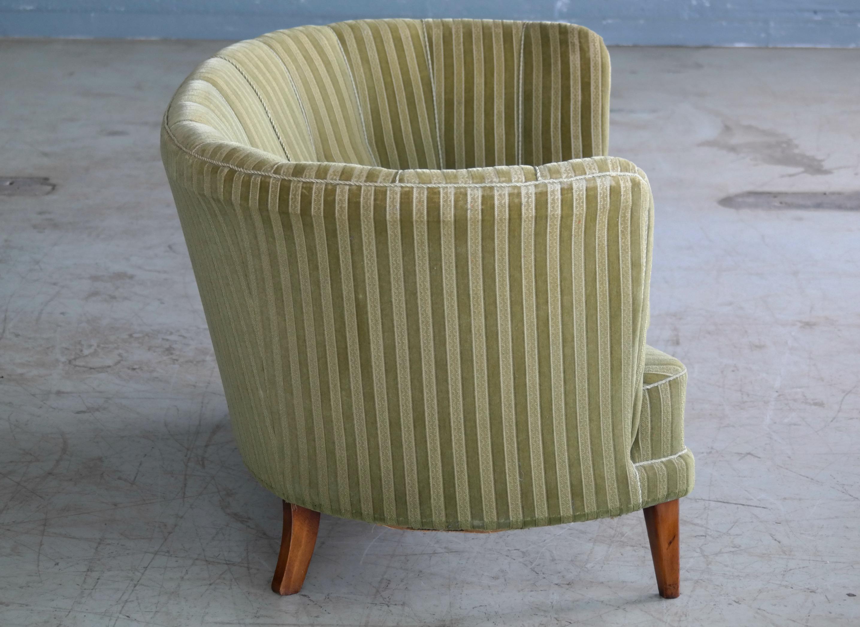 Mid-20th Century Danish Midcentury Curved or Banana Form Sofa or Loveseat in Beech and Mohair