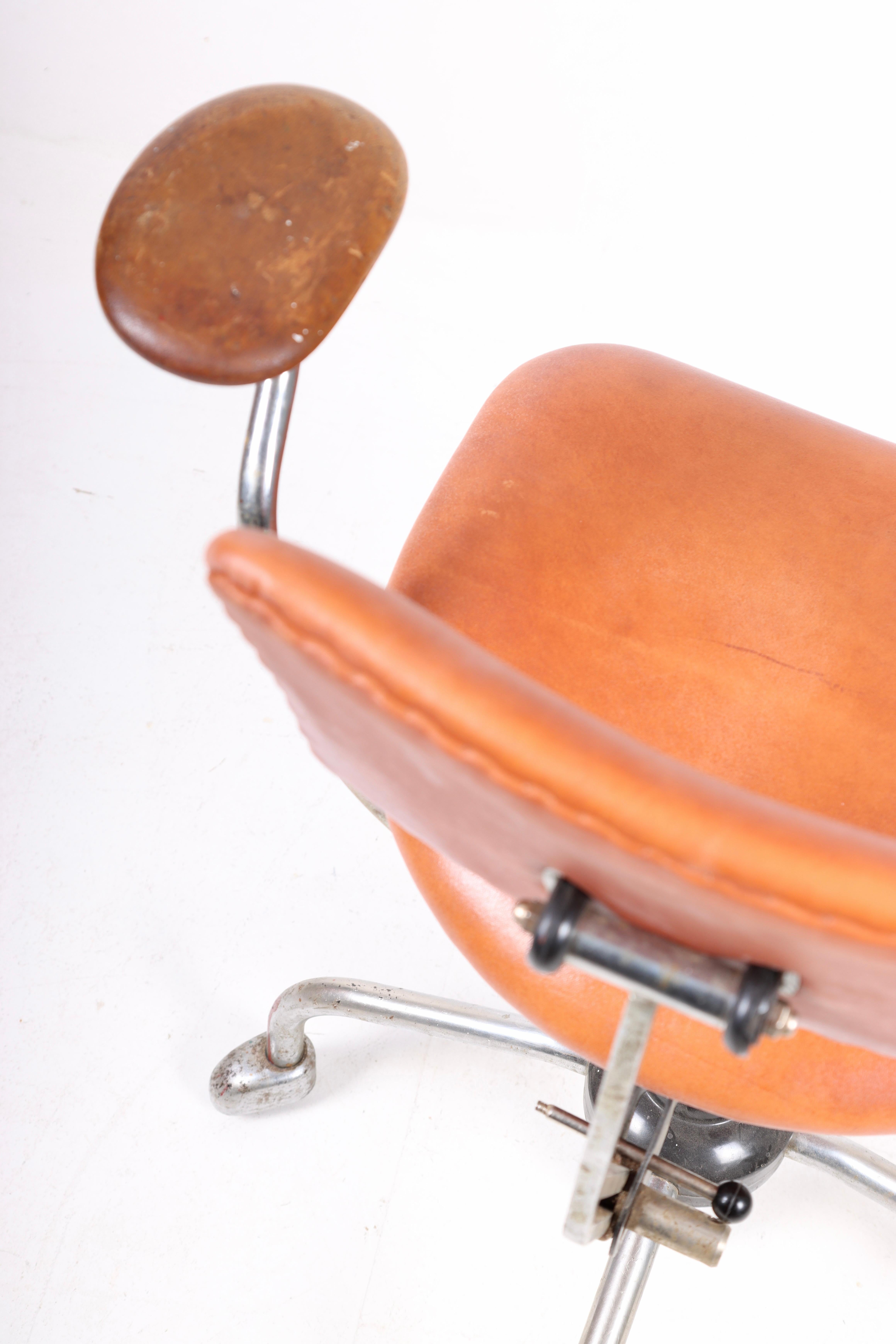 Danish Midcentury Desk Chair in Patinated Leather by Jørgen Rasmussen In Good Condition In Lejre, DK