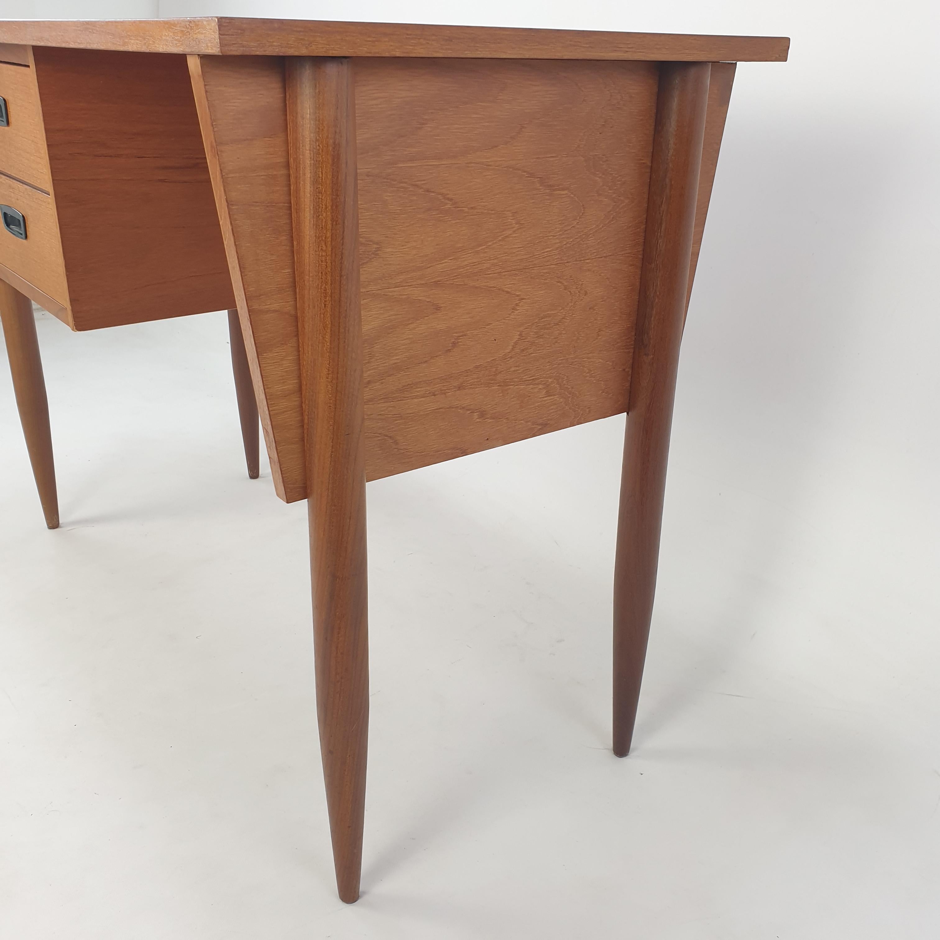 Mid Century Danish Desk in Teak, 1960s 10