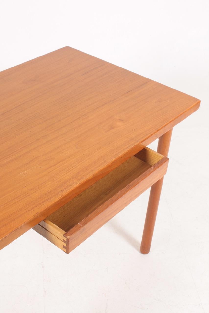 Danish Midcentury Desk in Teak, 1960s For Sale 1