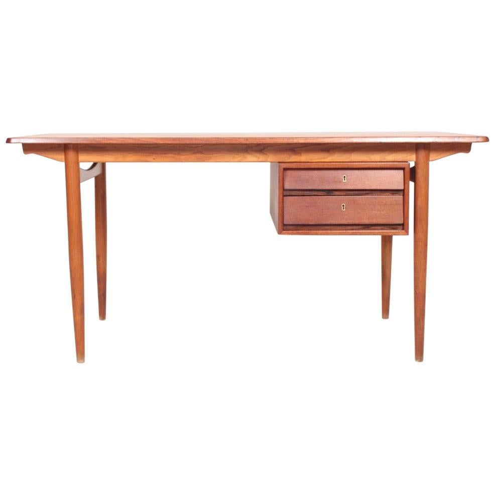 Danish Midcentury Desk in Teak and Oak, 1960s For Sale