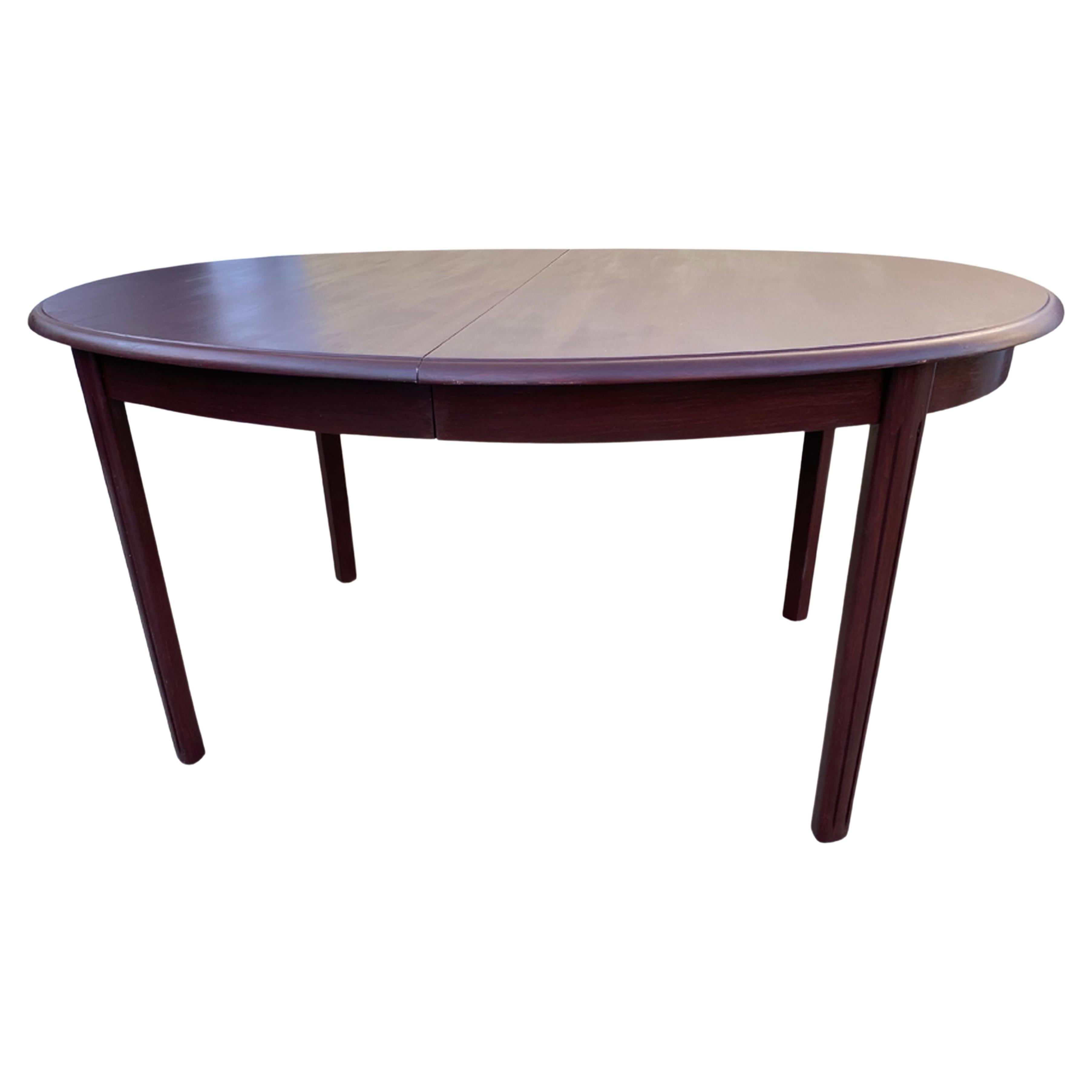 Danish Midcentury Dining Table in Mahogany with Two Extra Leafs For Sale