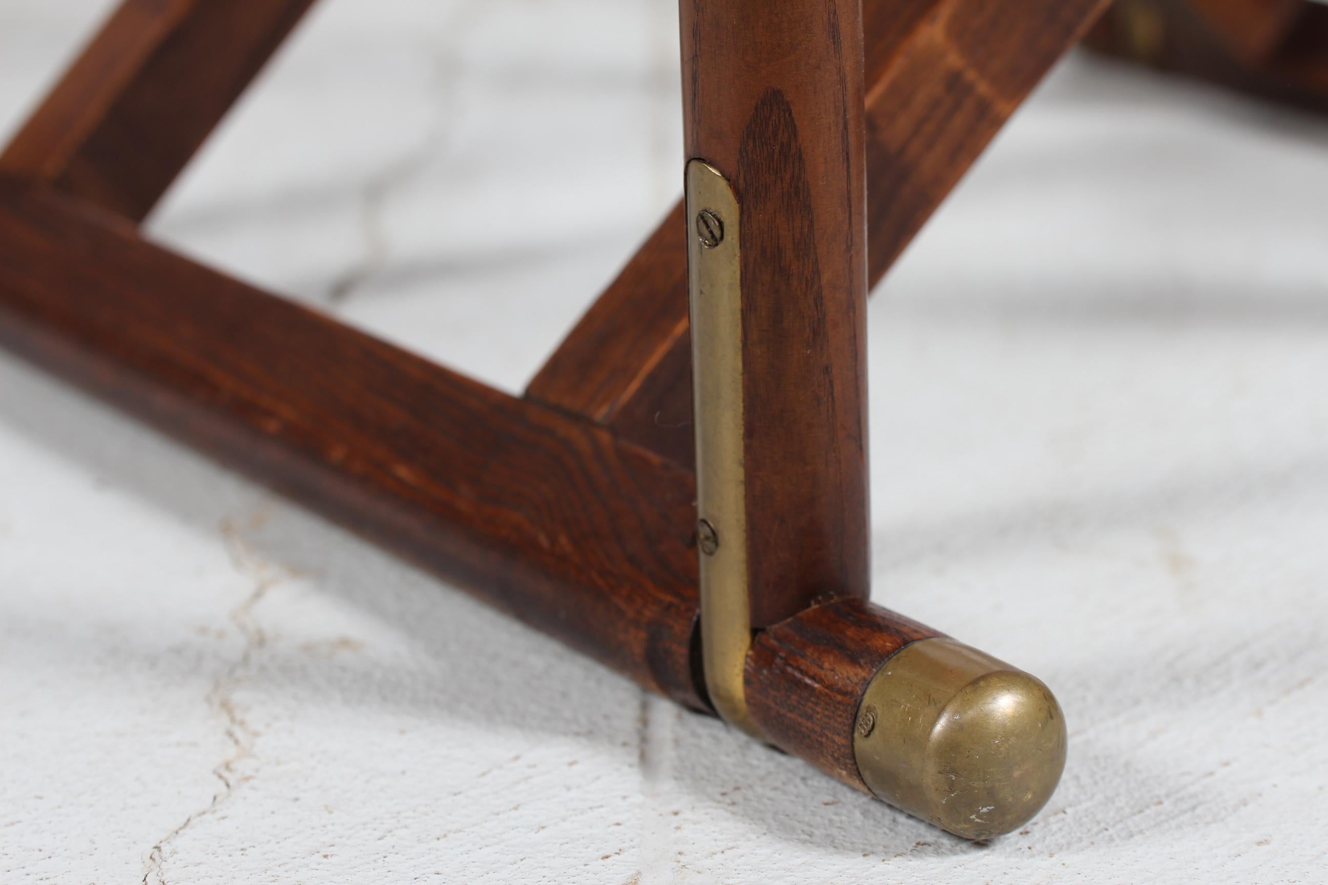 Danish Midcentury Directors Safari Chair of Elm Wood, Core Leather, Brass, 1960s 7