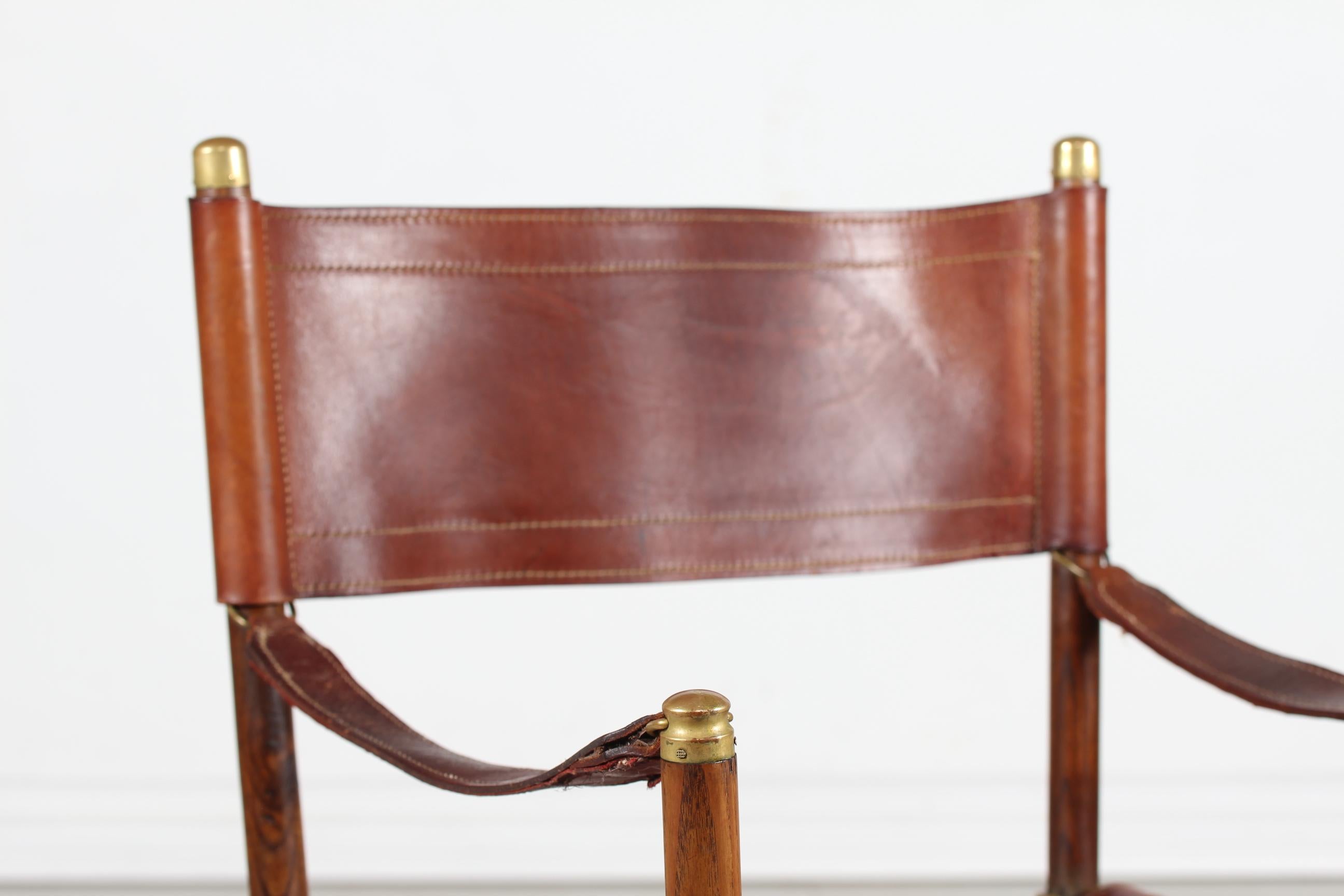Danish Midcentury Directors Safari Chair of Elm Wood, Core Leather, Brass, 1960s 11
