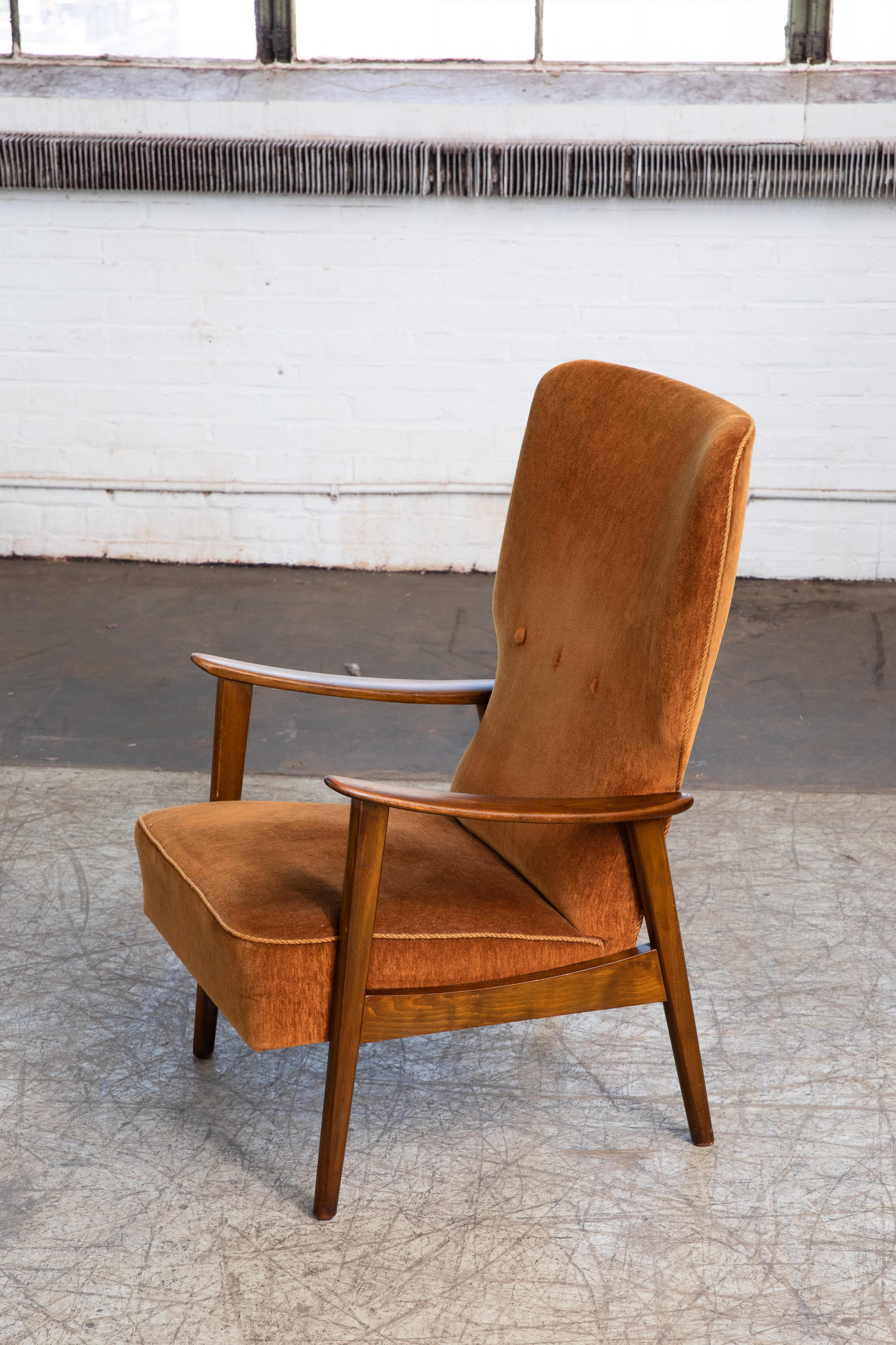 Mid-20th Century Danish Midcentury Easy Chair in Stained Oak by Fritz Hansen, ca. 1950 