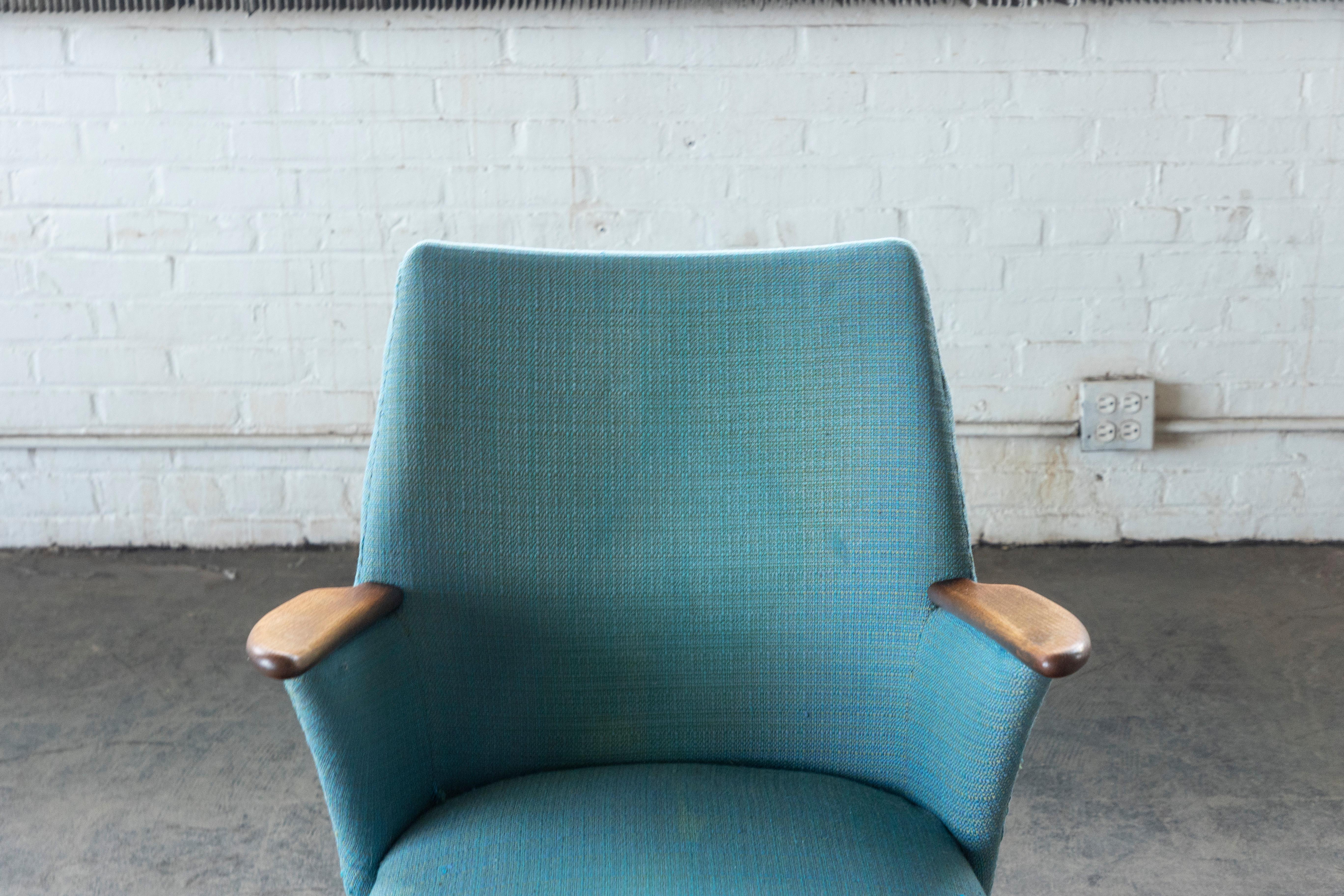 Danish Midcentury Easy Chair with Teak Armrests, 1950's For Sale 2