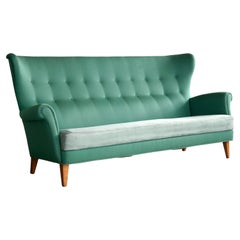 Canapé danois du milieu du siècle dernier à dossier haut ou à dossier Wingback de style Fritz Hansen, vers 1955