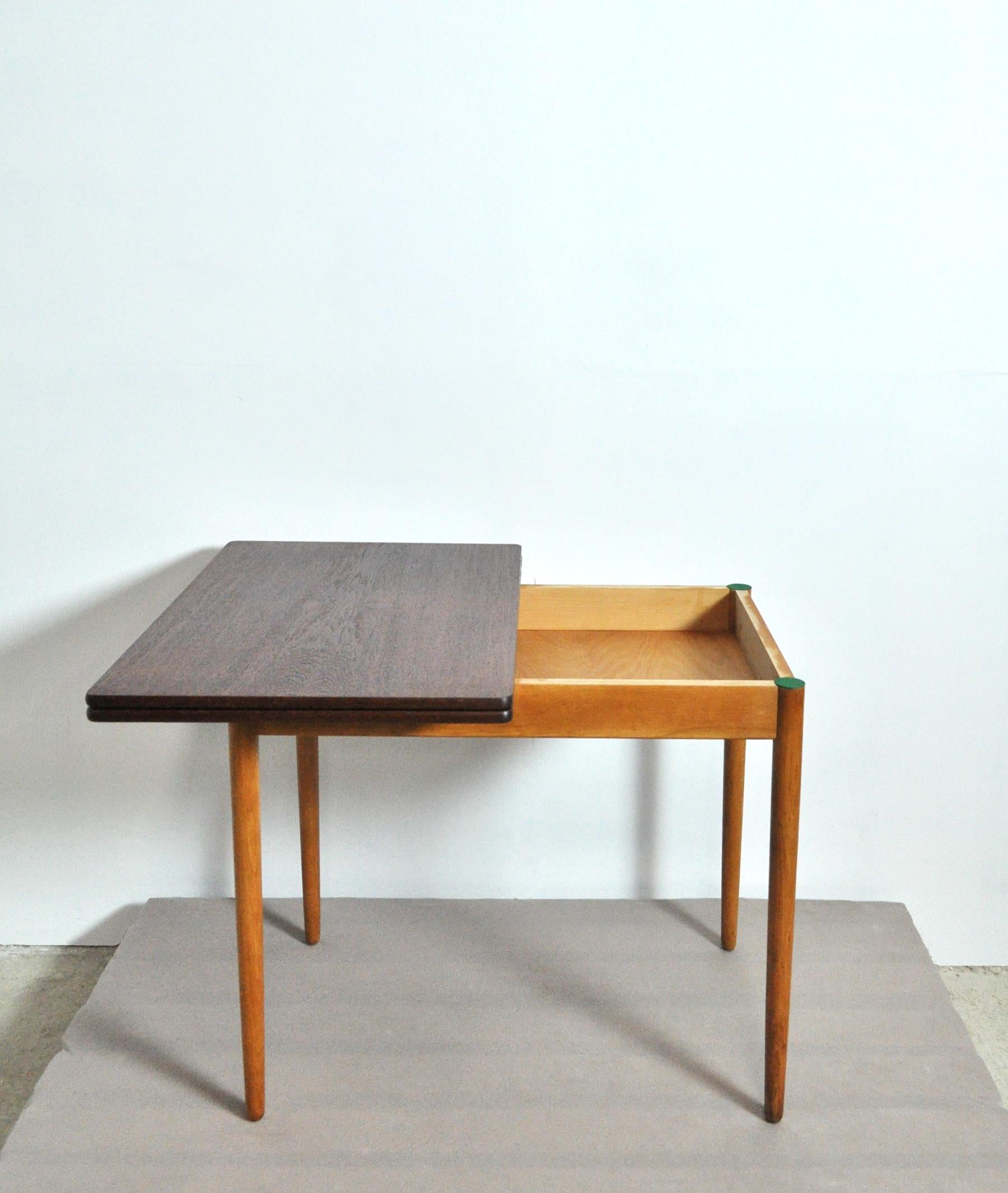 Veneer Danish Midcentury Folding Side Table by Hans J. Wegner for Andreas Tuck