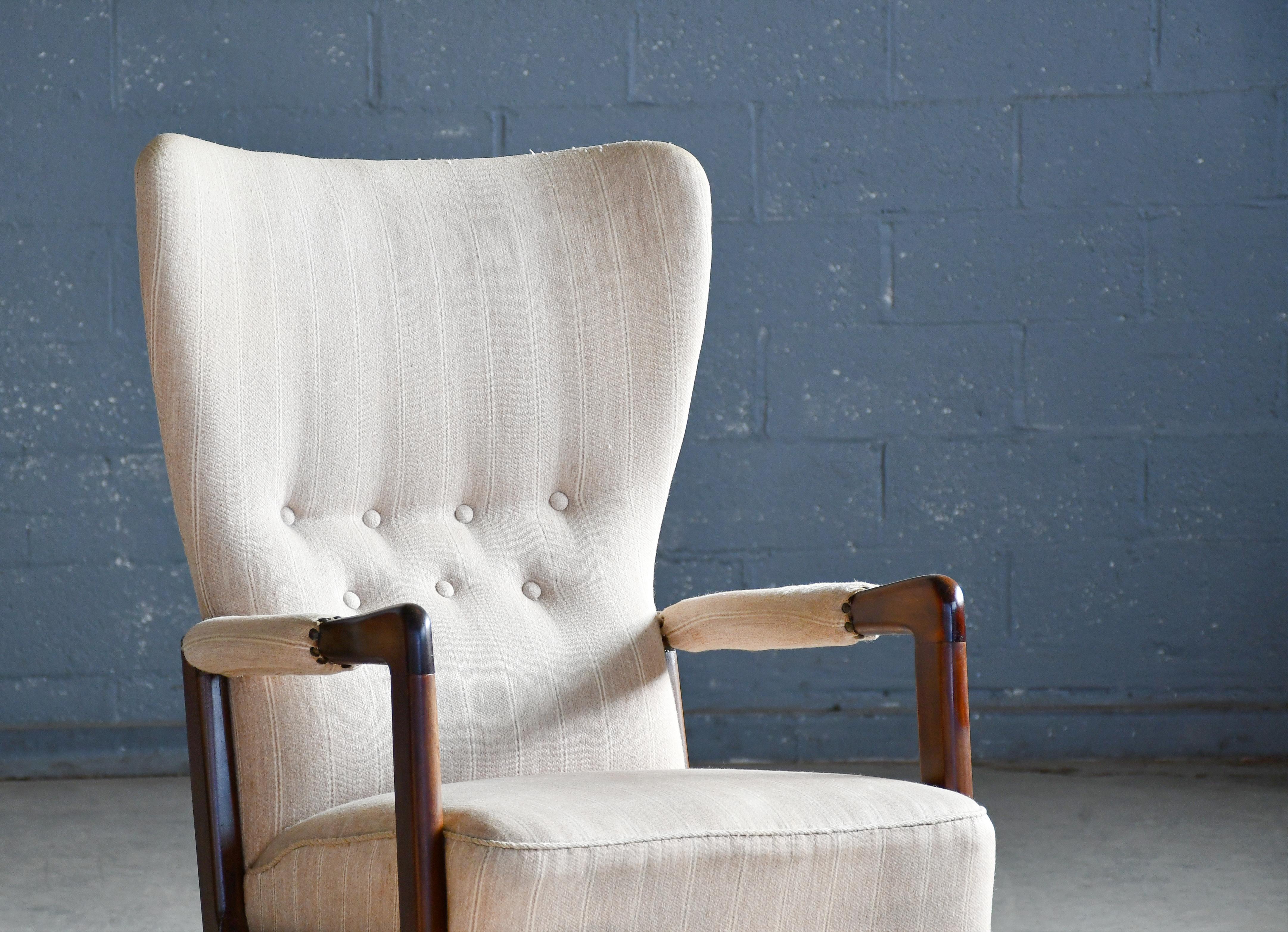Silla de salón danesa Higback de mediados de siglo con reposabrazos abiertos de Fritz Hansen Danés en venta