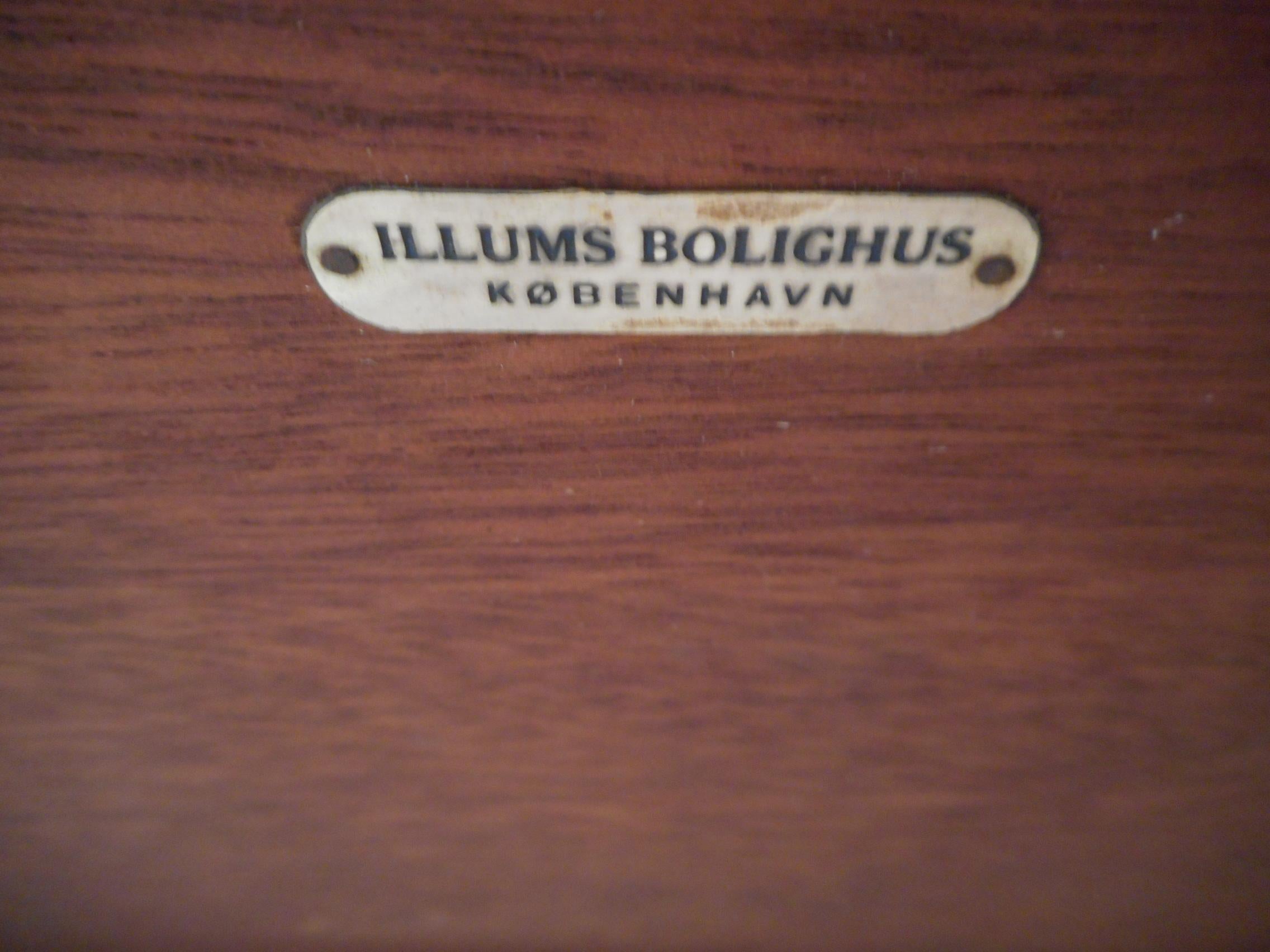 Danish Midcentury Illums Bolighus Rosewood Coffee Table For Sale 4