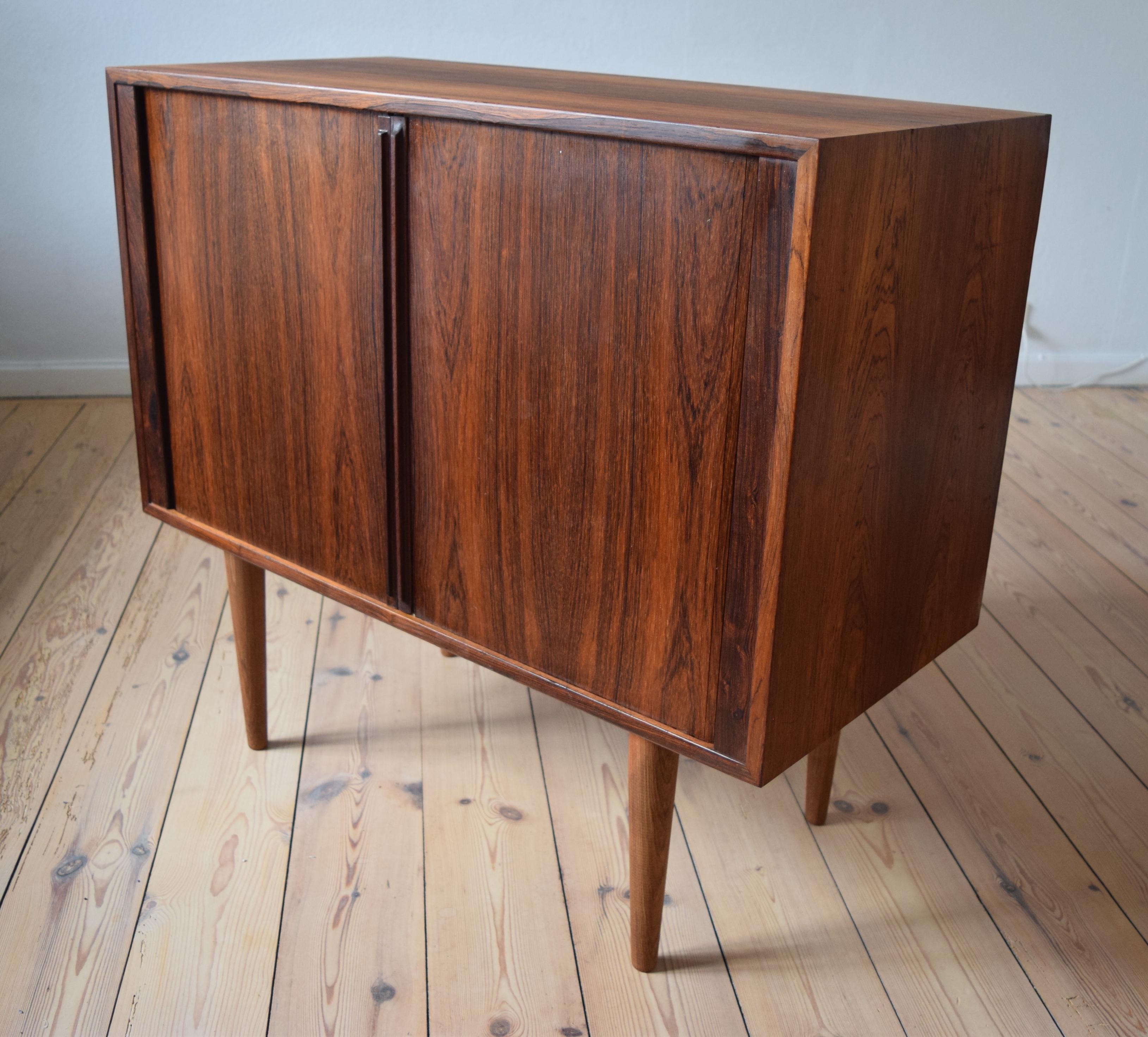 Danish Midcentury Kai Kristiansen Rosewood Tambour Door Cabinet FM Møbler, 1960s (Moderne der Mitte des Jahrhunderts)