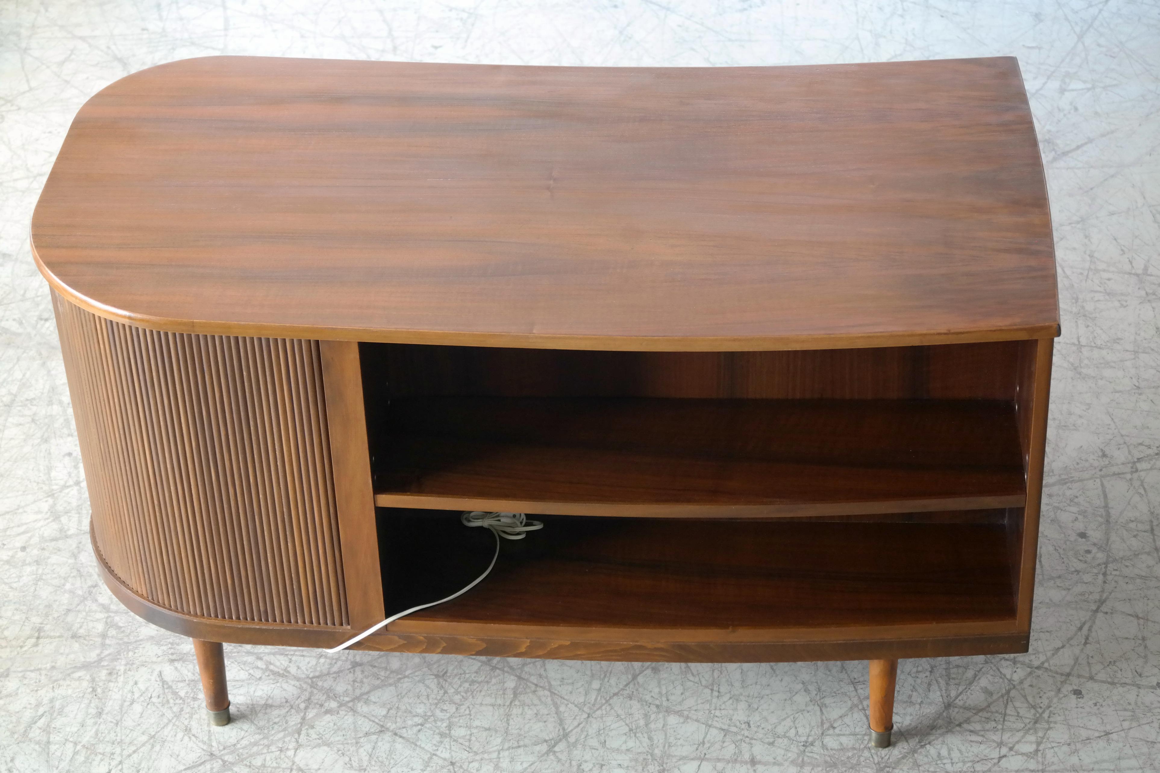 Danish Midcentury Kidney Shaped Kai Kristiansen Style Walnut Writing Desk 5