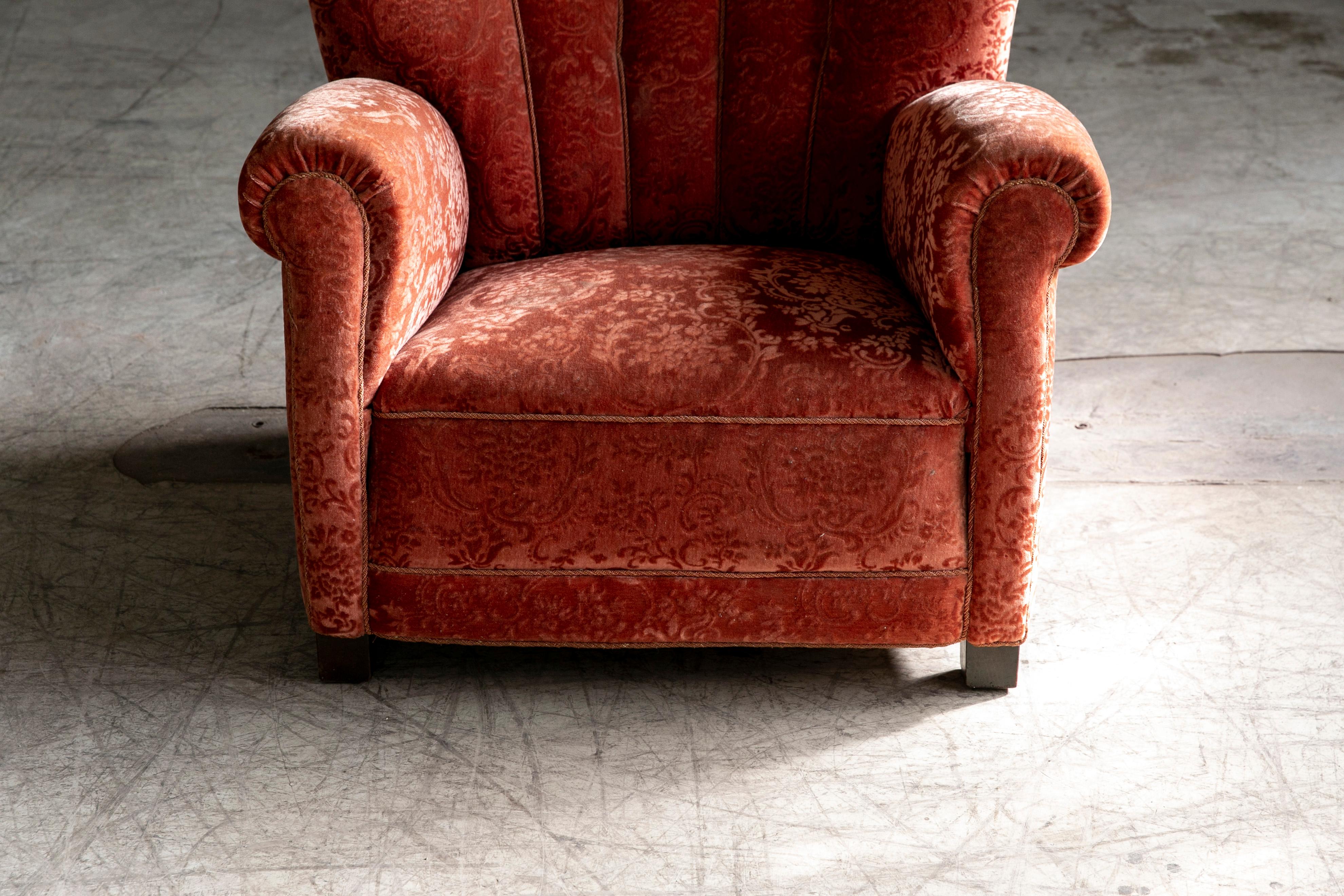 Mid-20th Century Danish Midcentury Large Scale Club or Lounge Chair Model 1518 by Fritz Hansen