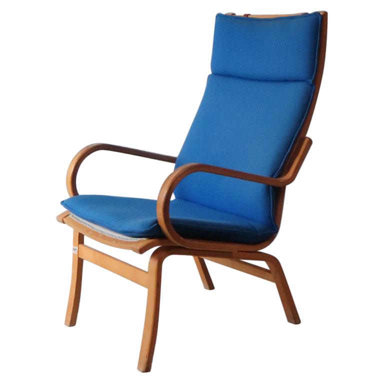 Danish Midcentury Lounge Chair with Electric Blue Original Upholstery For Sale