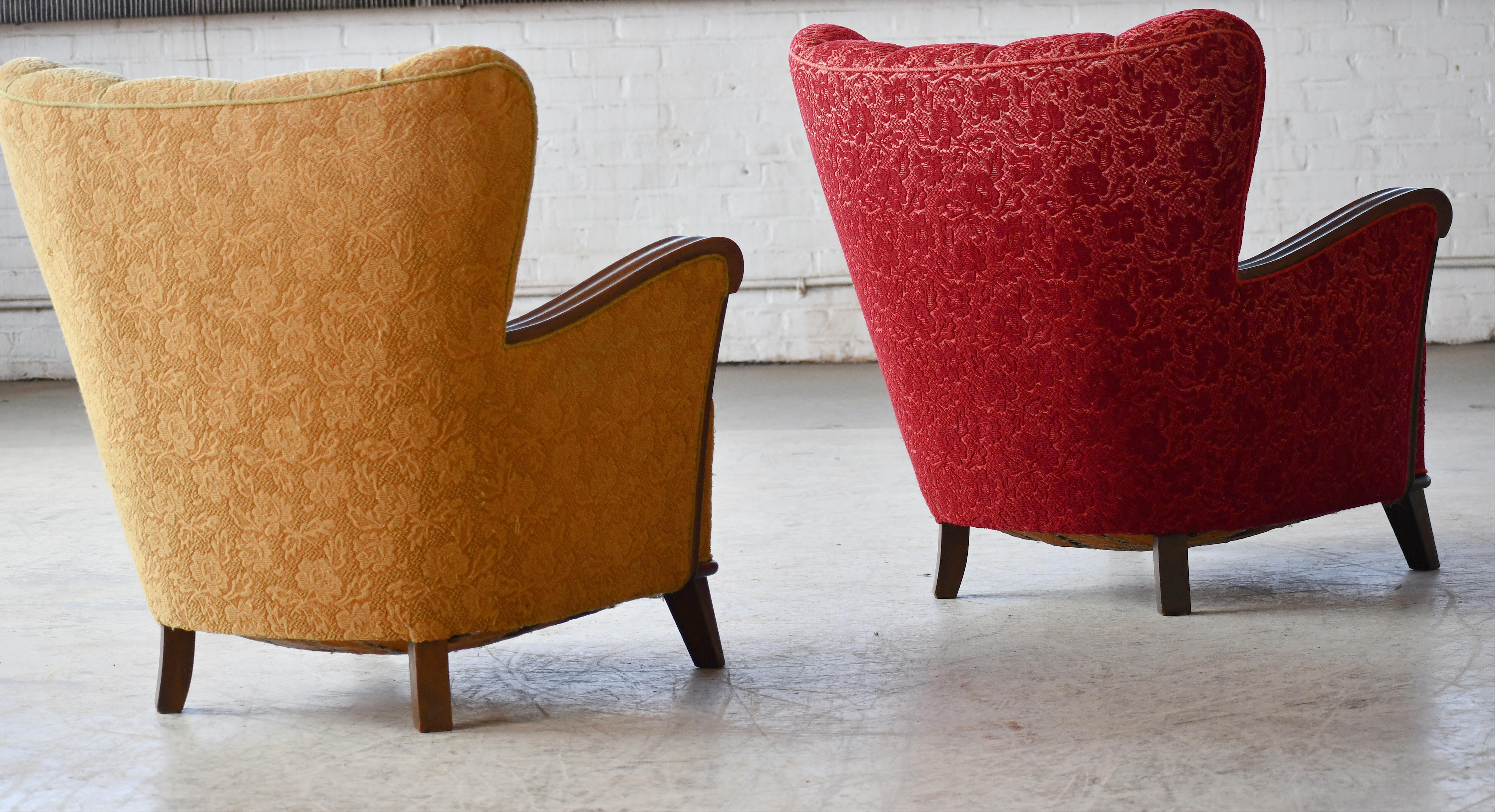 Danish Midcentury Lounge Chairs with Scalloped Backs and Carved Armrests 1940s 5