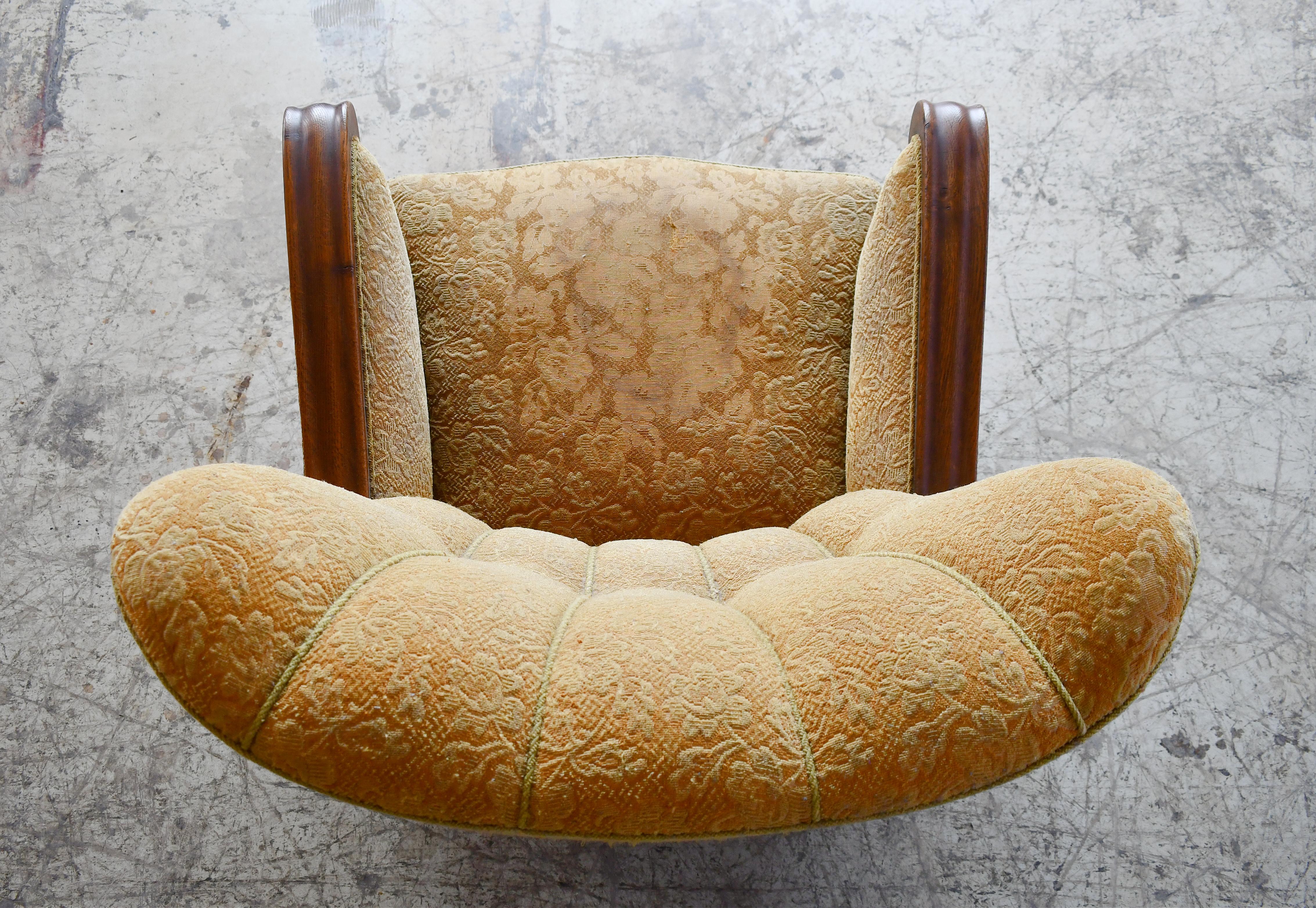 Danish Art Deco Lounge Chair with Scalloped Backs and Carved Armrests 1930s 3