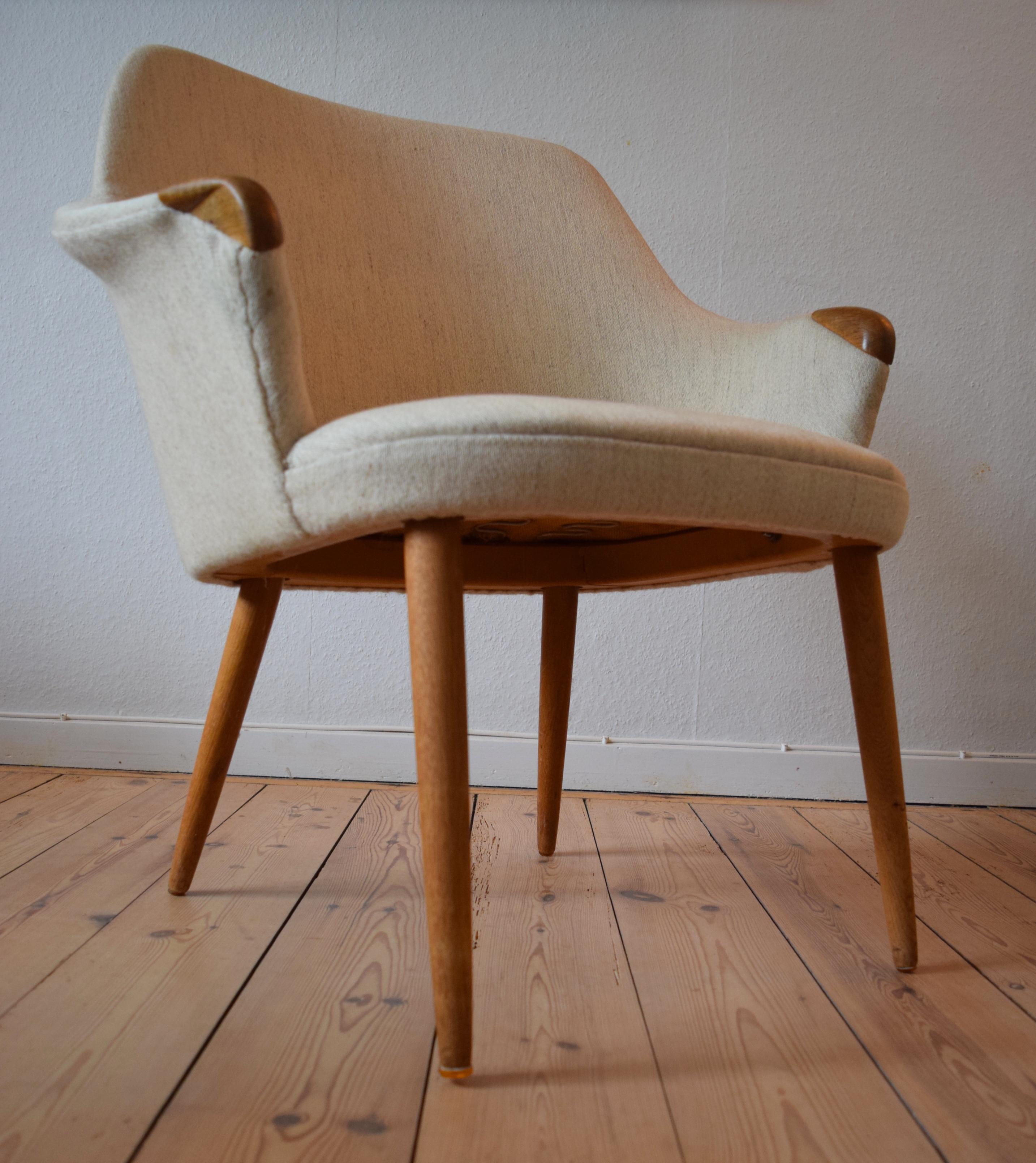 Danish Midcentury 'Mini Papa Bear' Lounge Chair, 1950s 5