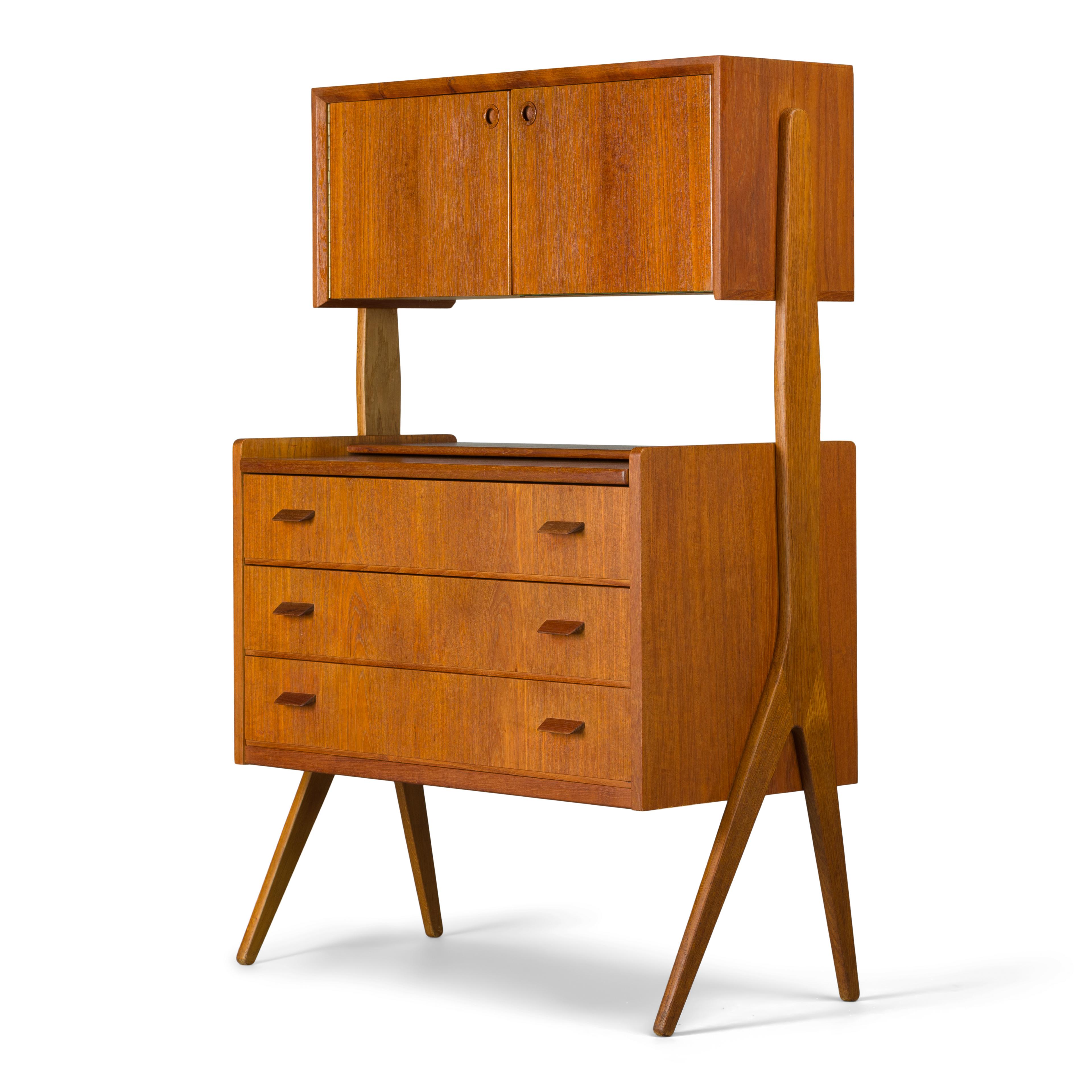 Rare opportunity to swagger your interior with something very groovy sixties style. This multi use dresser/sideboard/vanity/desk is a true two tier attention drawer and has several good bits in its design on top of that! One of those good bits is a