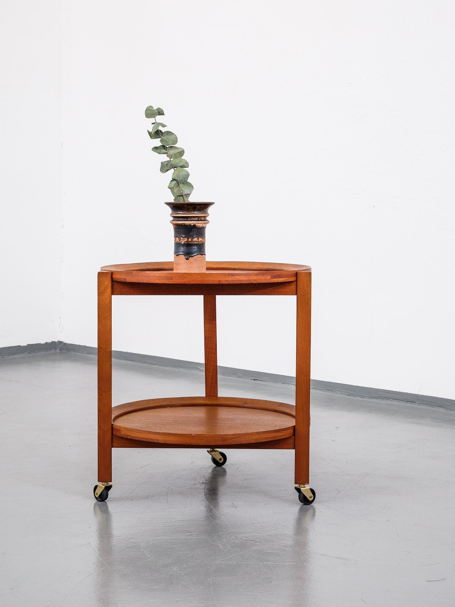 Danish Mid-Century Modern Round Service Teak Trolley by Sika Møbler, 1960s 4