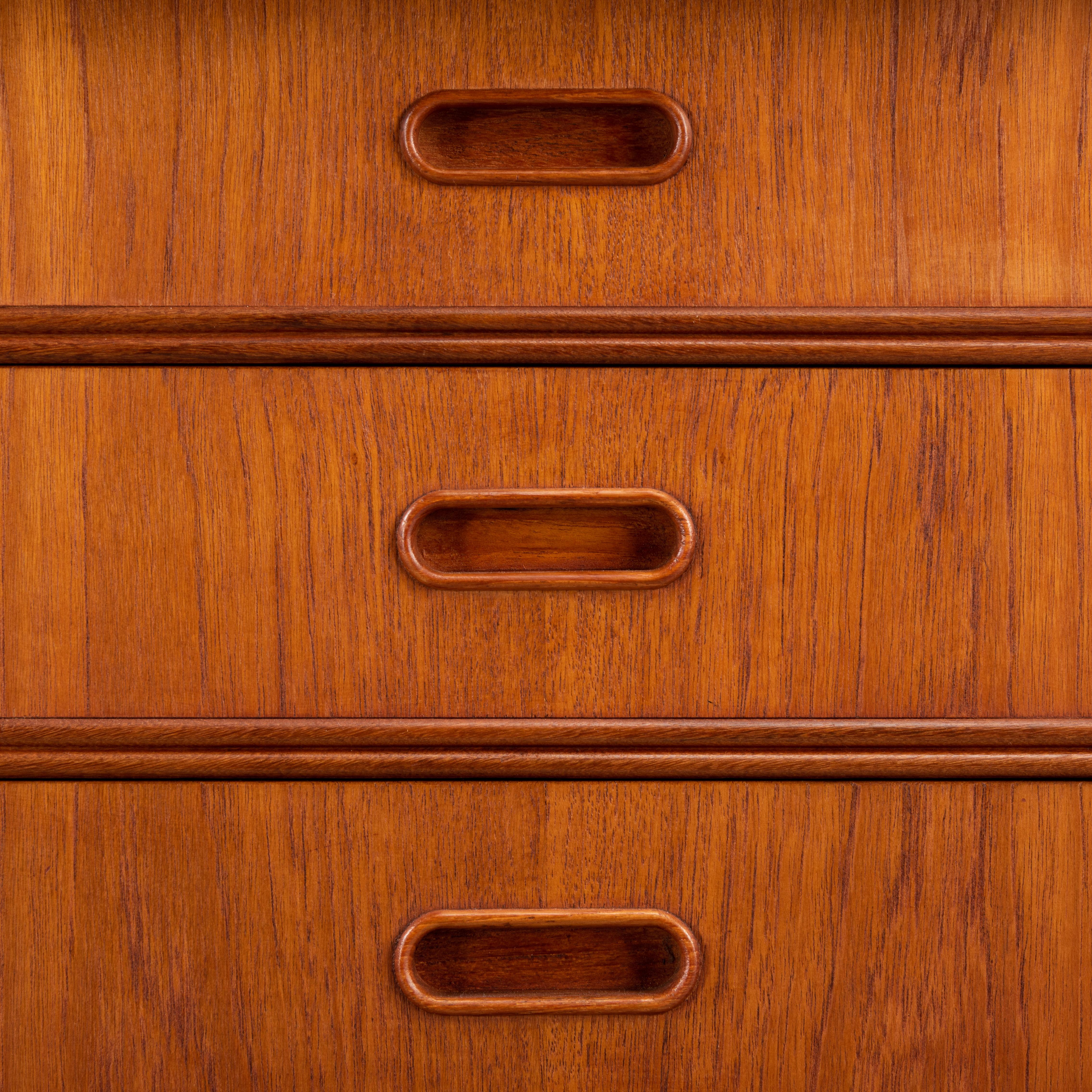 Danish Mid-Century Modern Teak Sideboard, 1960s 2