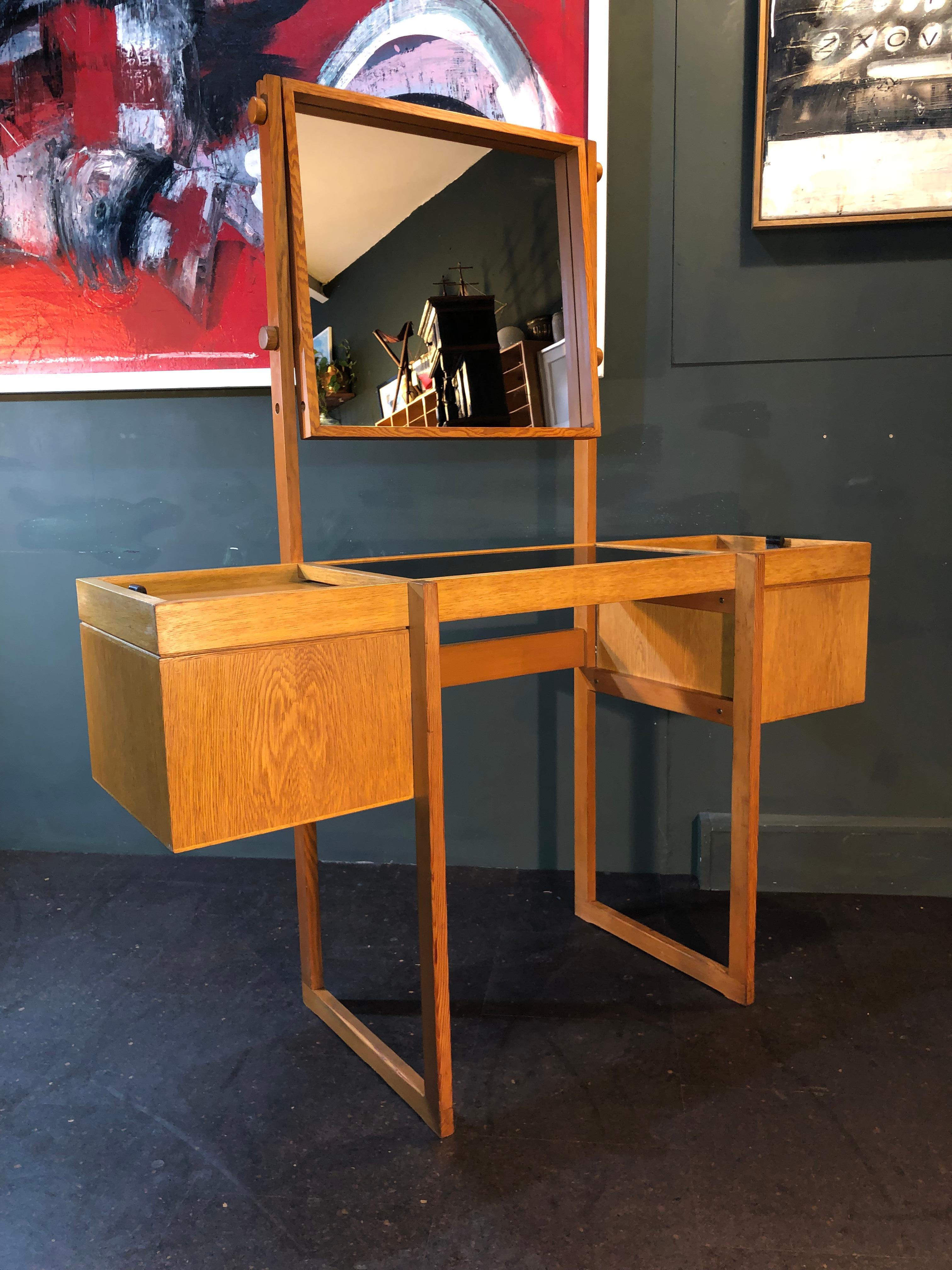 Danish Modernist Vanity Unit, Oak, Midcentury  10