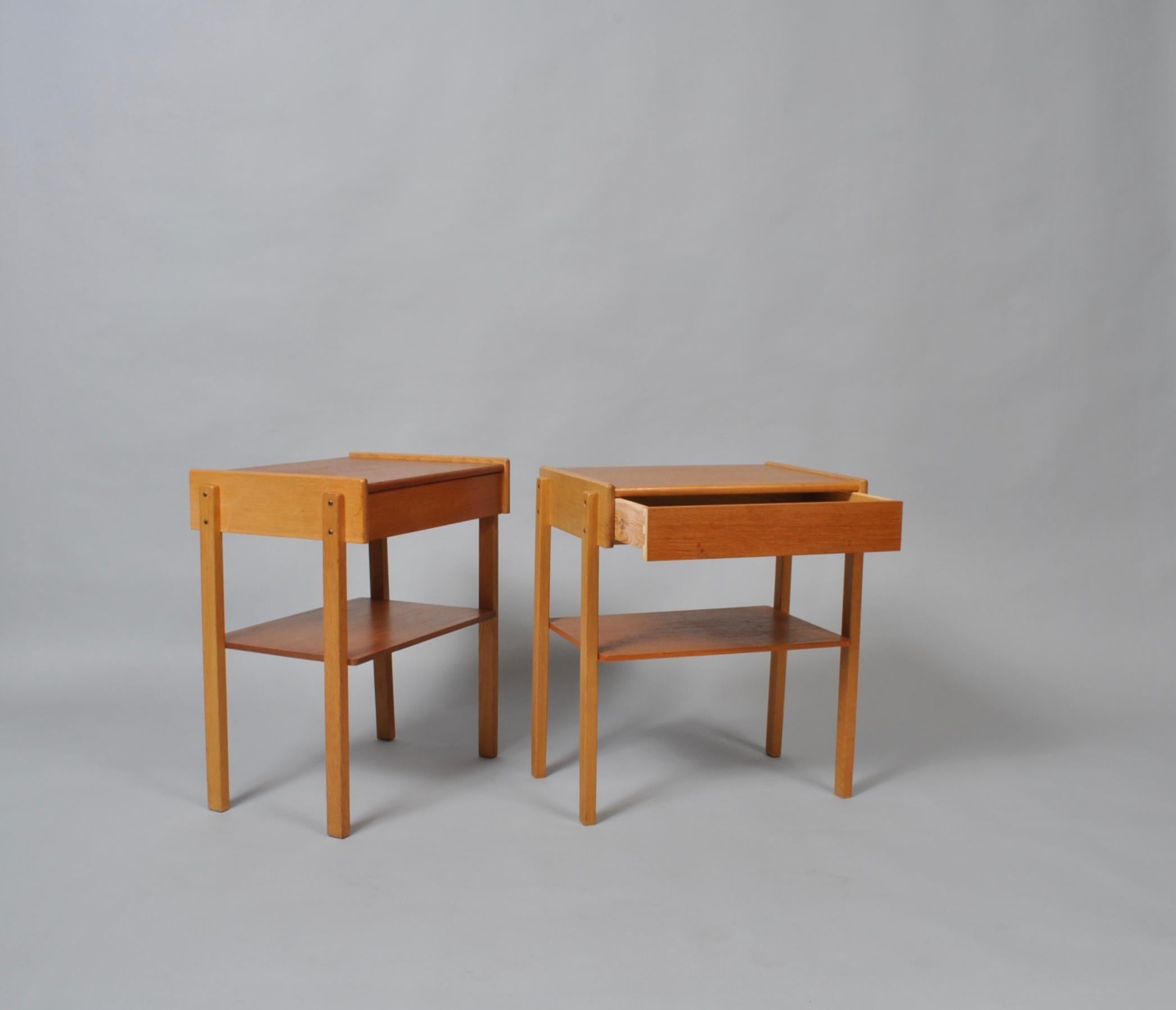 Danish Midcentury Oak Nightstands, End Tables In Good Condition In London, GB