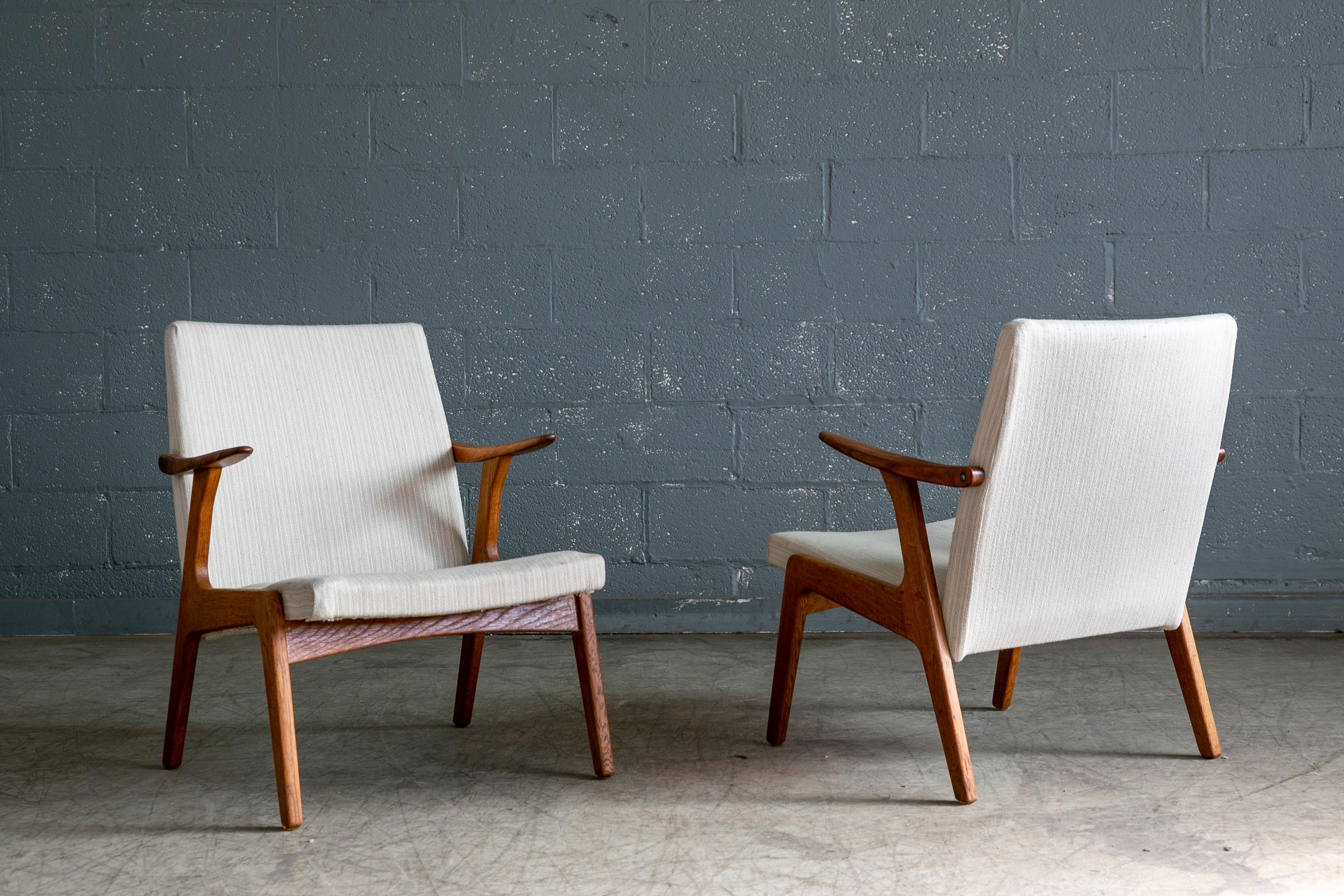 Danish Mid-Century Pair of Kurt Olsen Lounge Chairs in Teak and Grey Wool 1