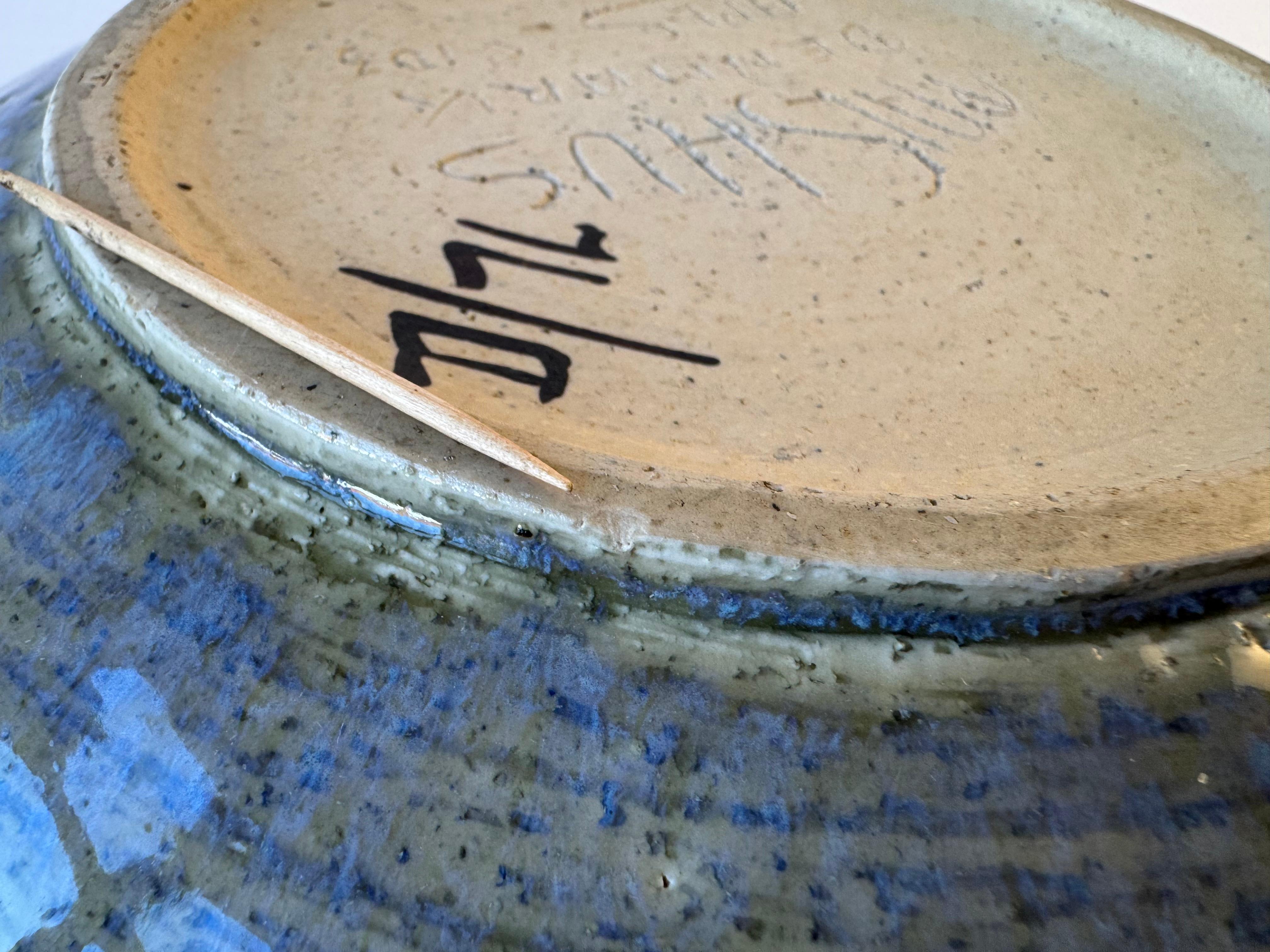 Ciotola bassa danese di metà secolo Palshus con ceramica Chamotte smaltata di verde e blu, anni '60 in vendita 3