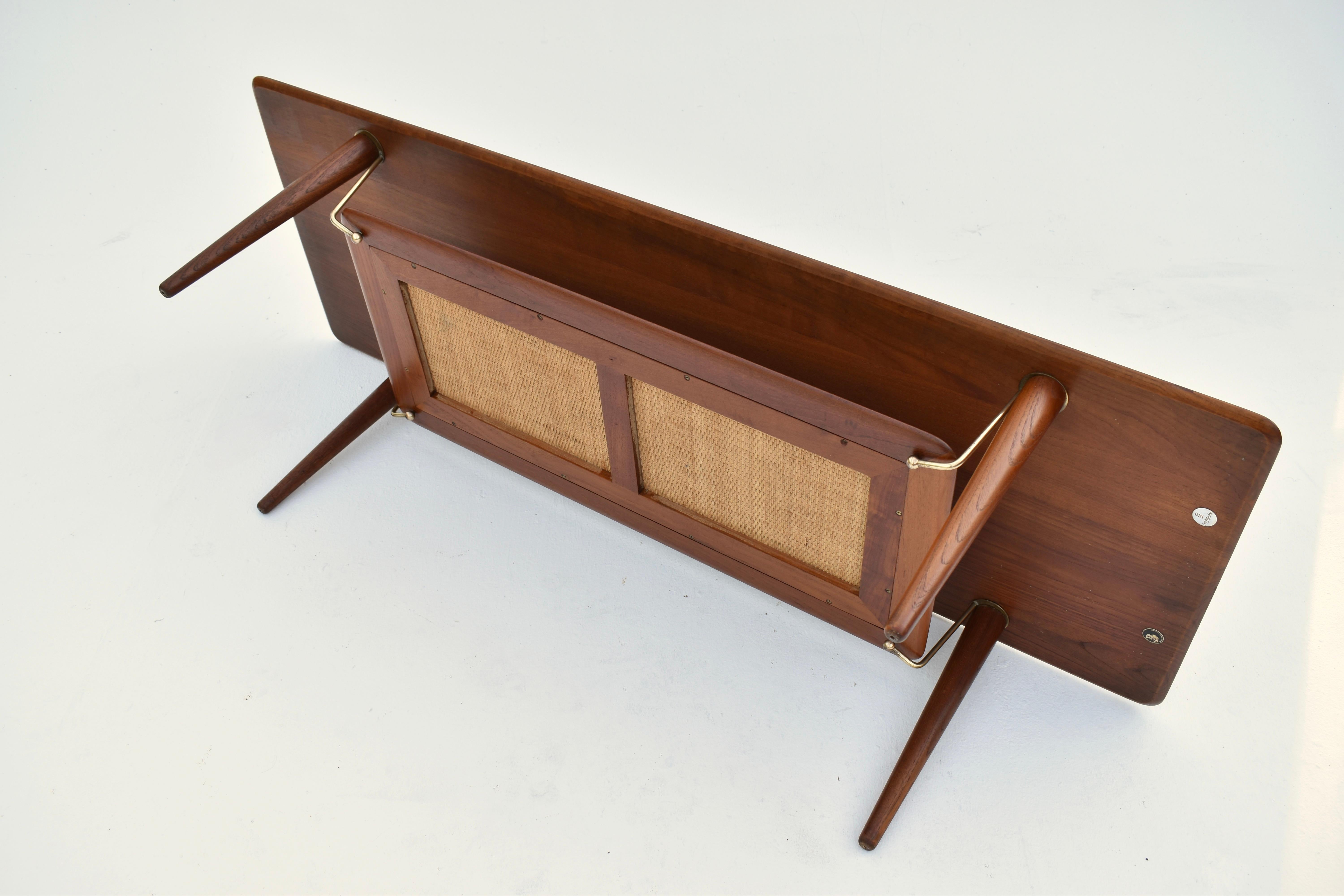 Table basse danoise du milieu du siècle dernier Peter Hvidt & Orla Molgaard Nielsen modèle 516 en vente 8