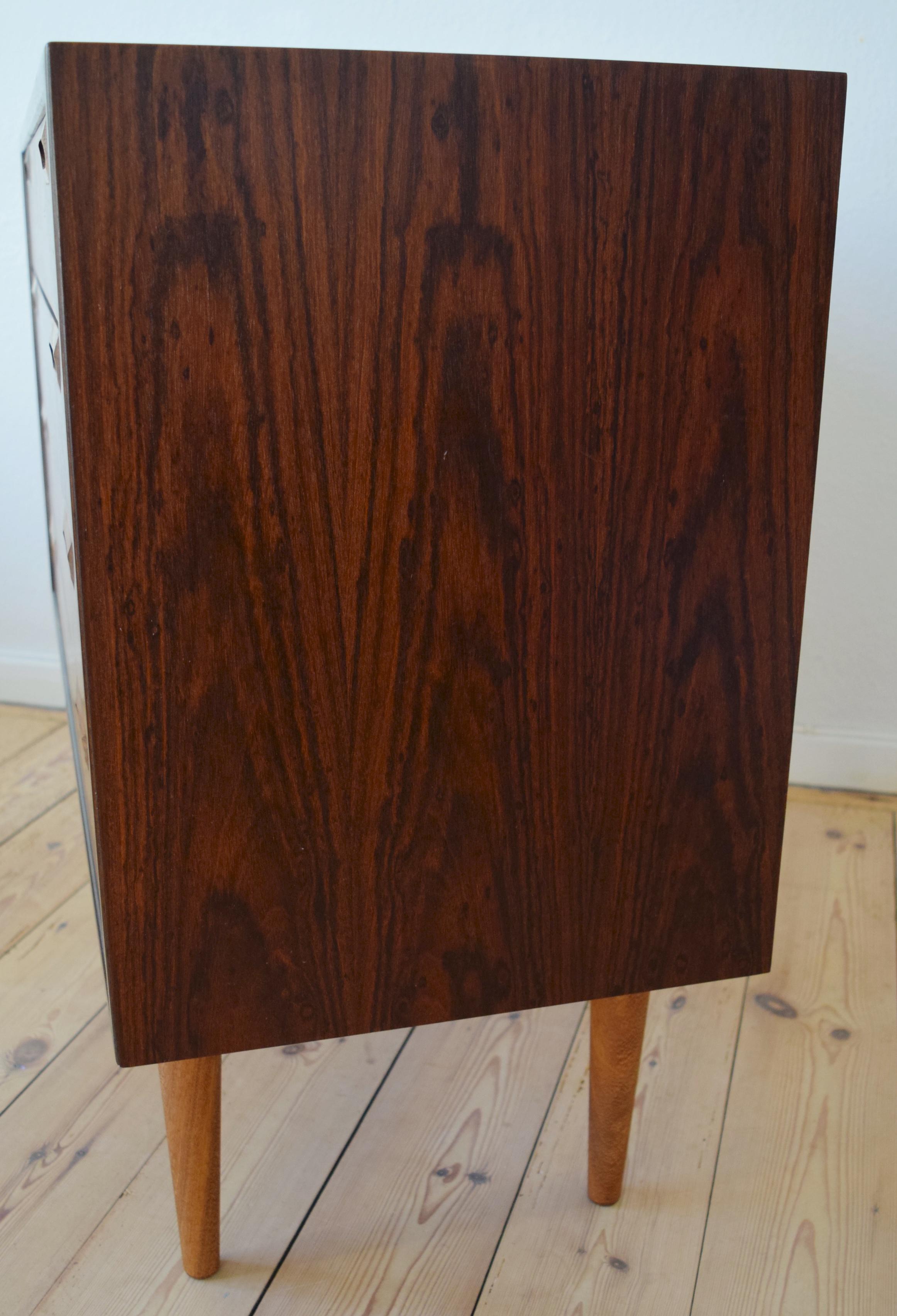 Danish Midcentury Rosewood Chest of Drawers, 1960s In Good Condition For Sale In Nyborg, DK