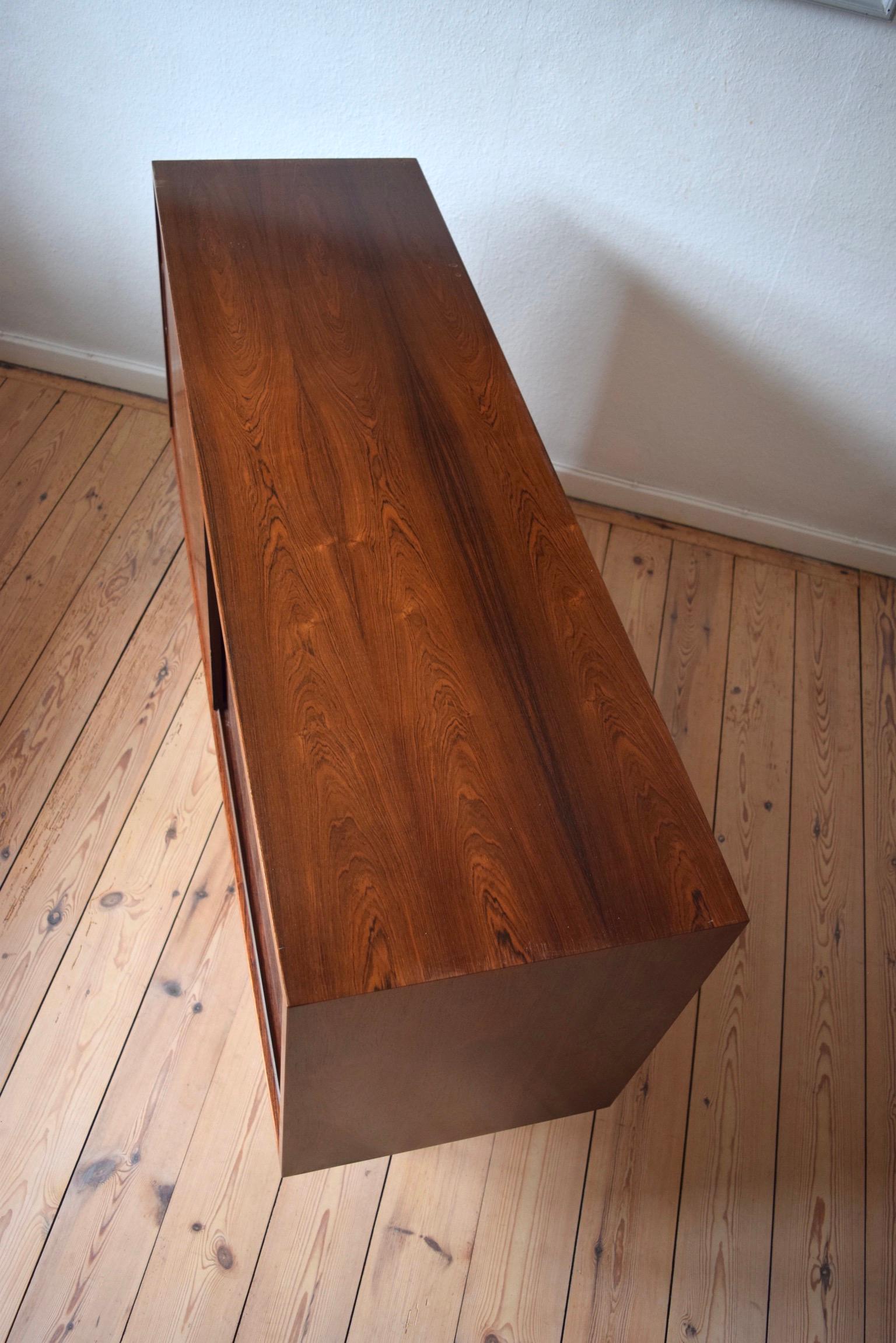 Danish Midcentury Rosewood Sideboard by Poul Hundevad, 1960s For Sale 4