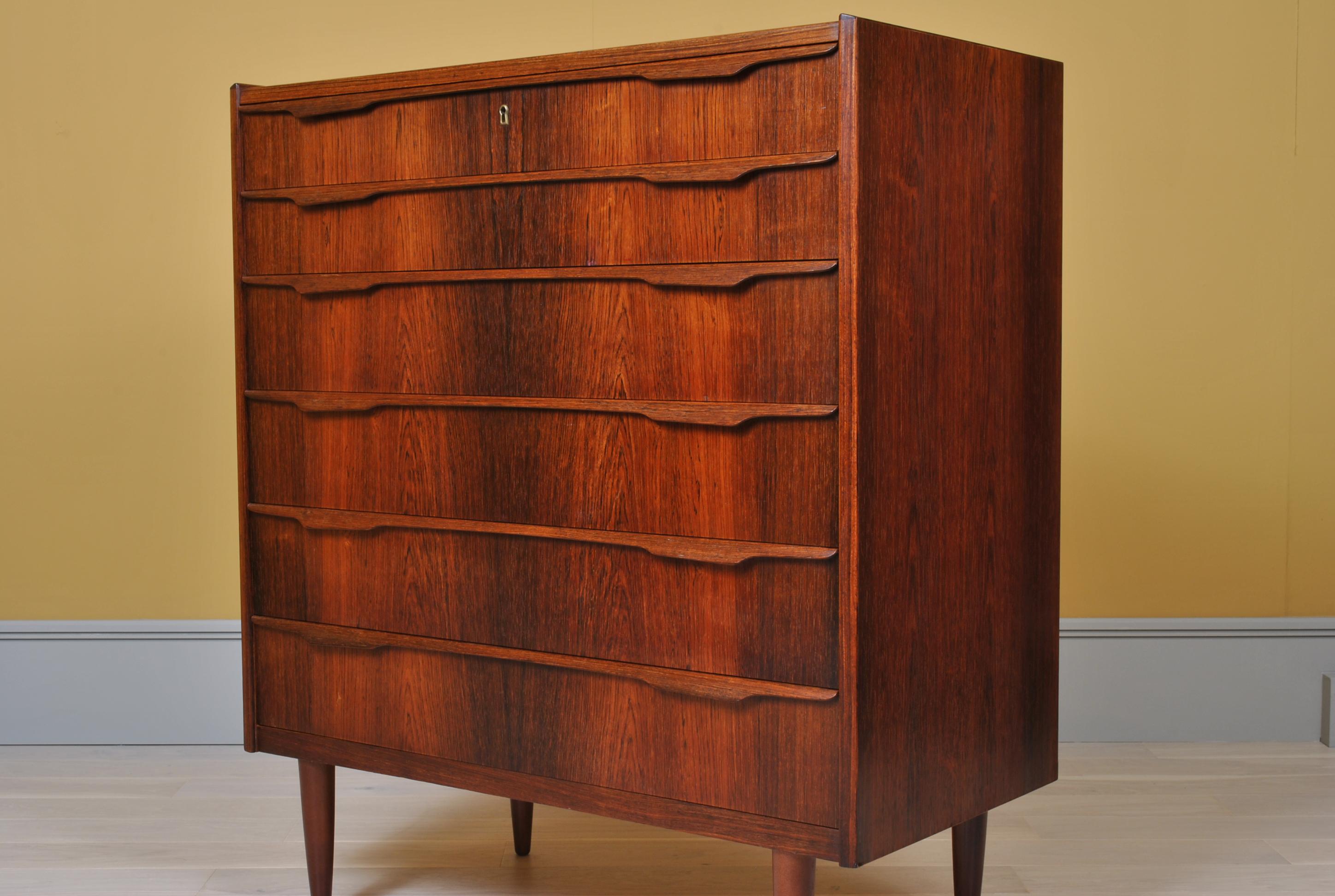 Danish Midcentury Rosewood Tallboy Chest of Drawers In Good Condition In London, GB