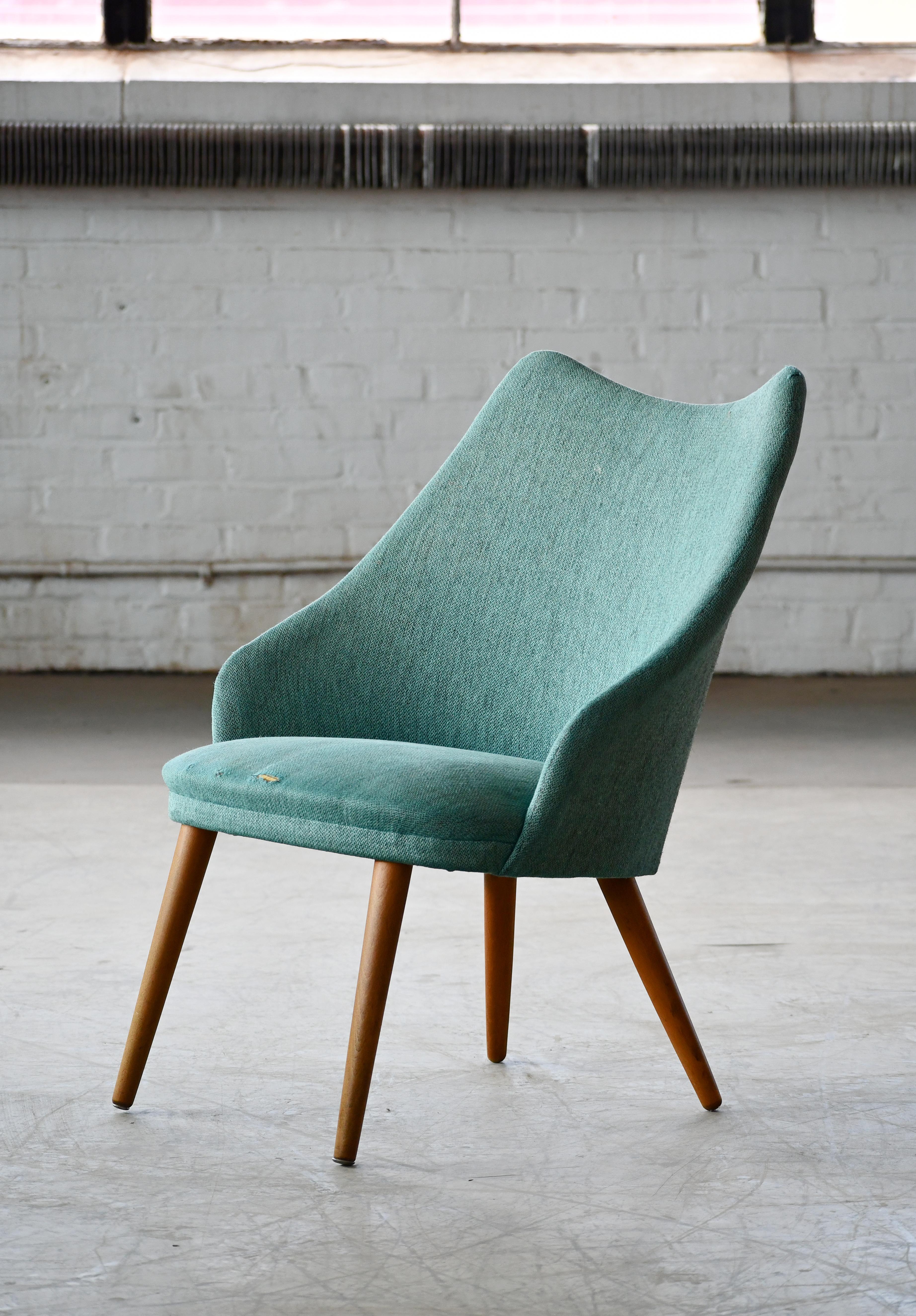 Danish Midcentury Scoop Easy Chair ca. 1960  In Good Condition For Sale In Bridgeport, CT