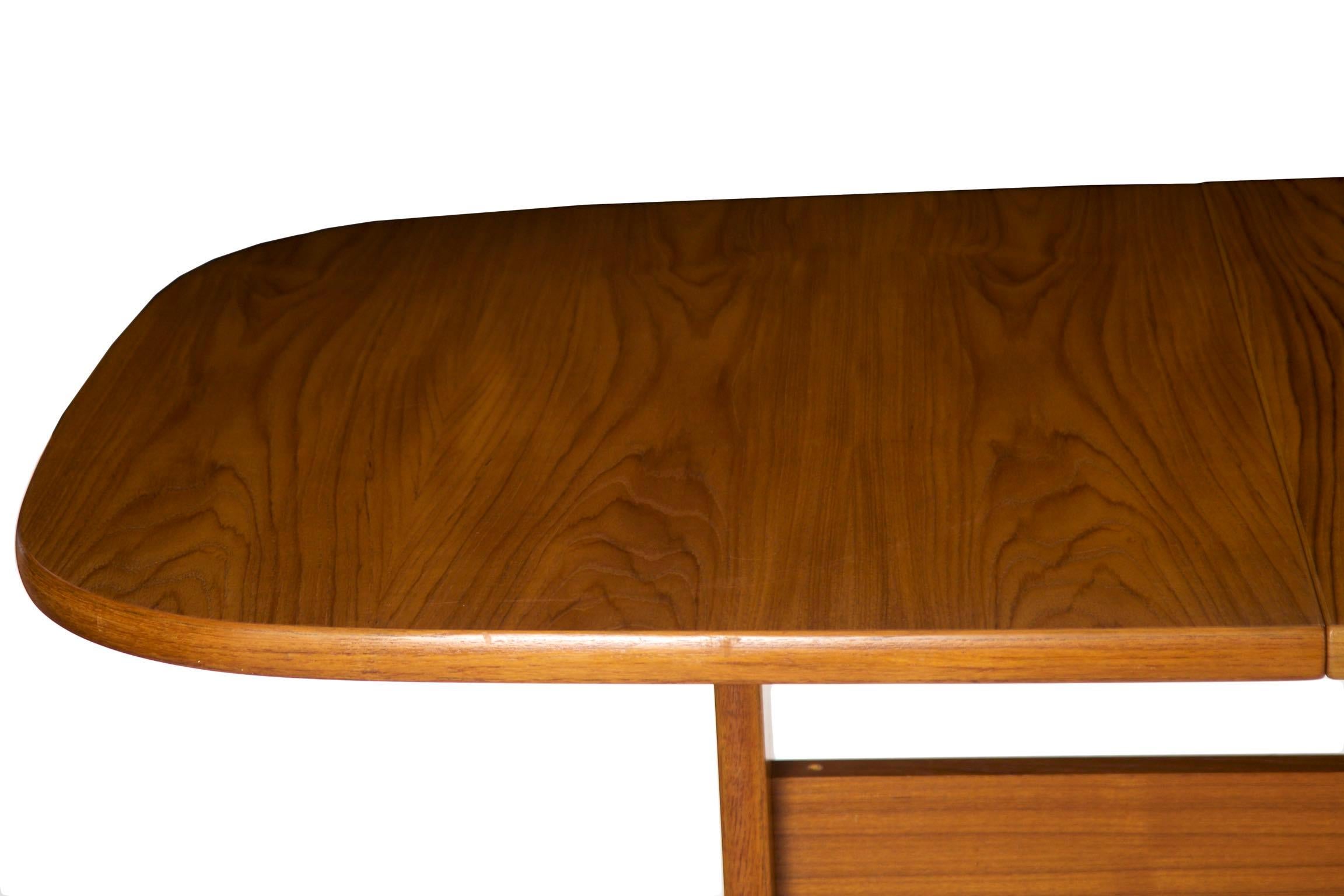 Danish Midcentury Set of Six Chairs and Trestle Dining Table by Gangso Møbler 8