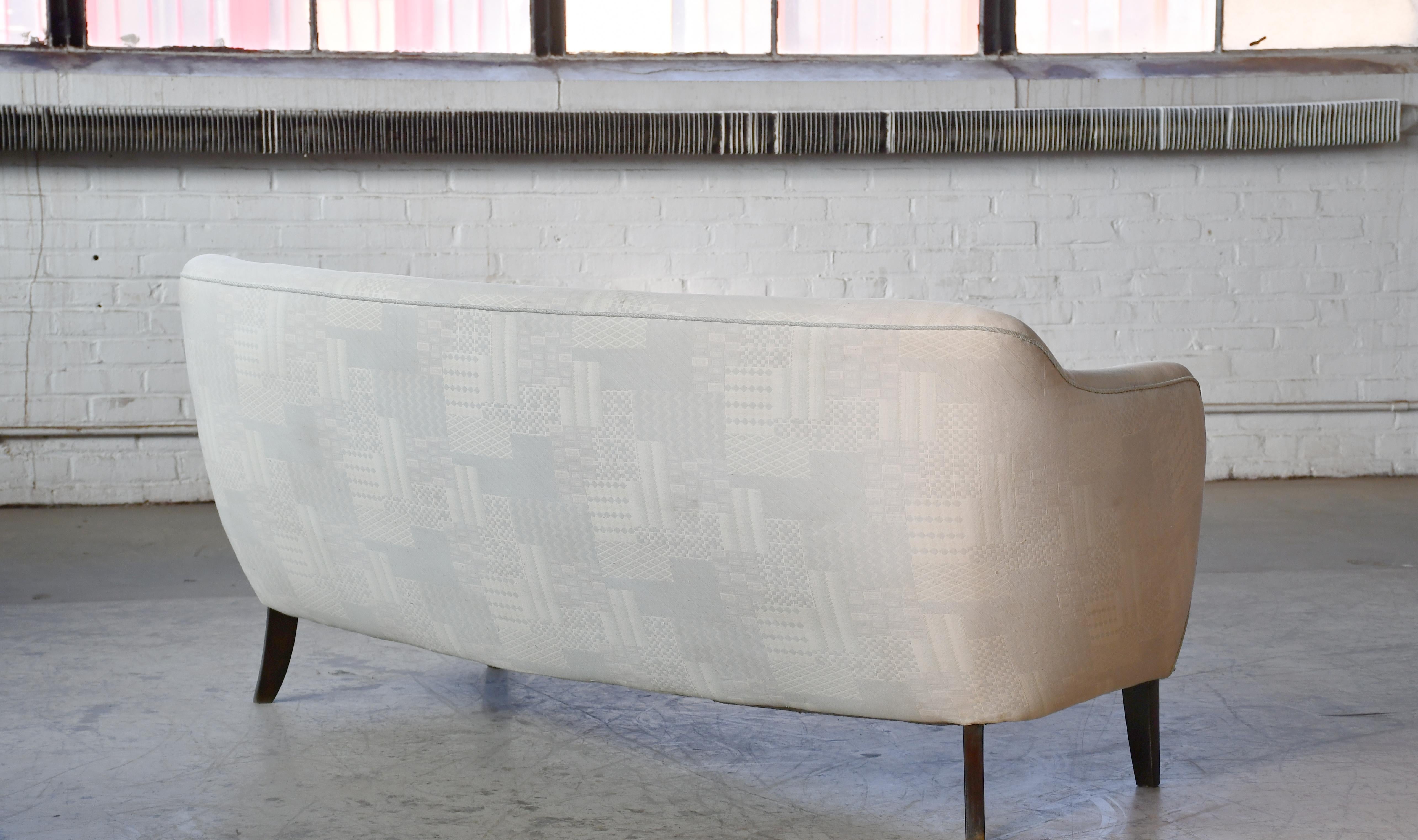 Laine Canapé ou loveseat danois du milieu du siècle 1950 en vente