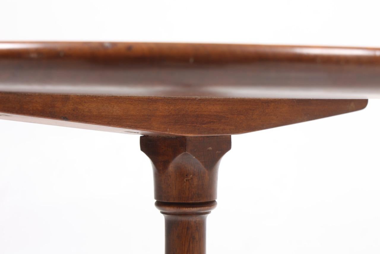 Danish Midcentury Side Table, Solid Mahogany by Cabinetmaker Frits Henningsen In Good Condition In Lejre, DK