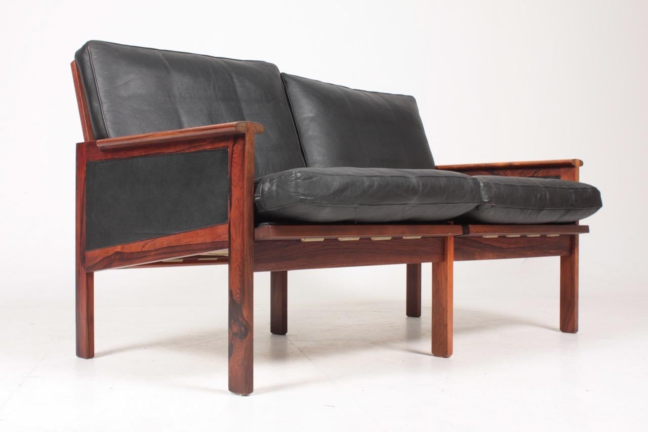 Danish Midcentury Sofa in Leather and Rosewood by Illum Wikkelsø 1