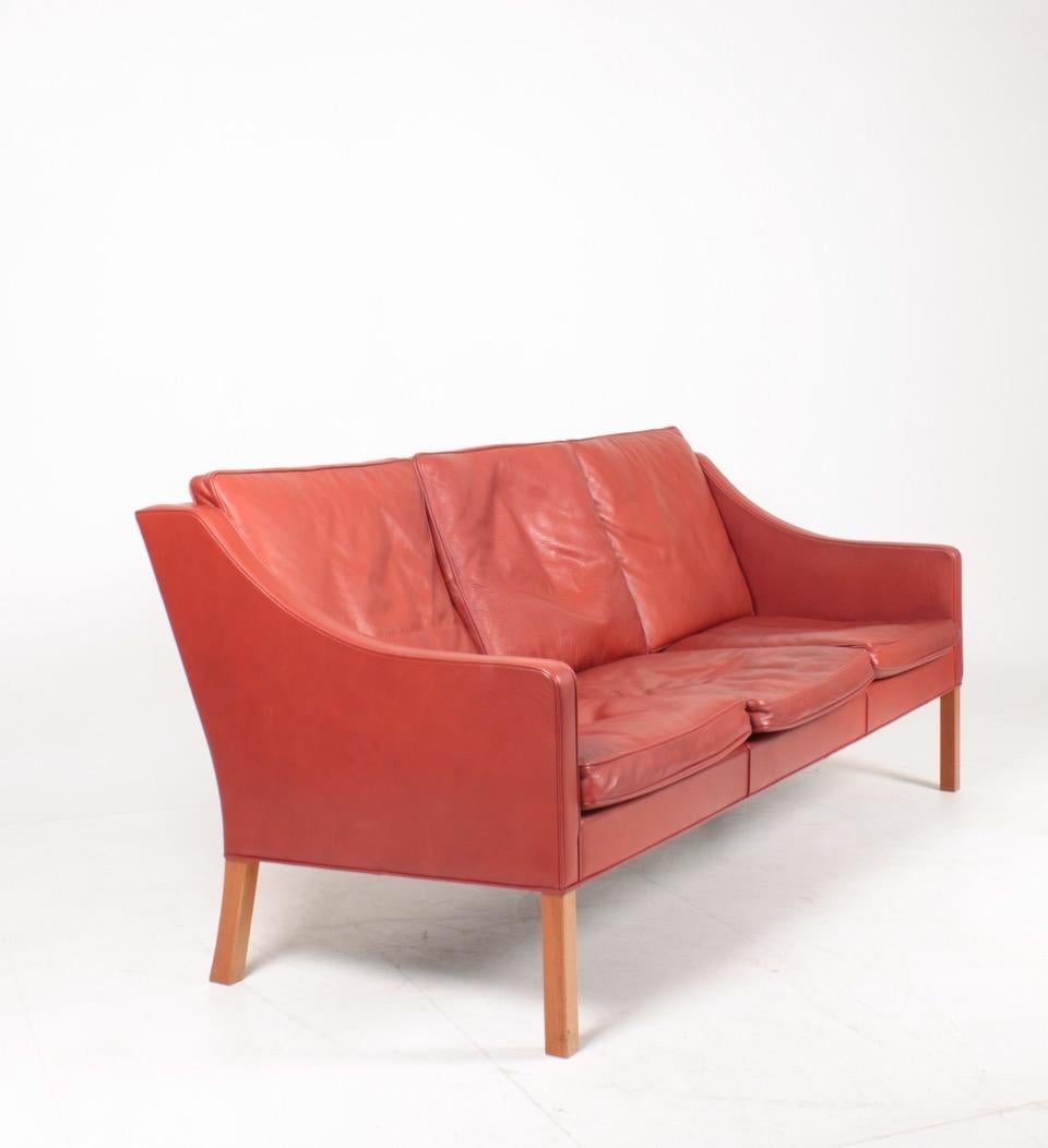 Danish Midcentury Sofa in Patinated Leather by Børge Mogensen, 1980s In Good Condition In Lejre, DK