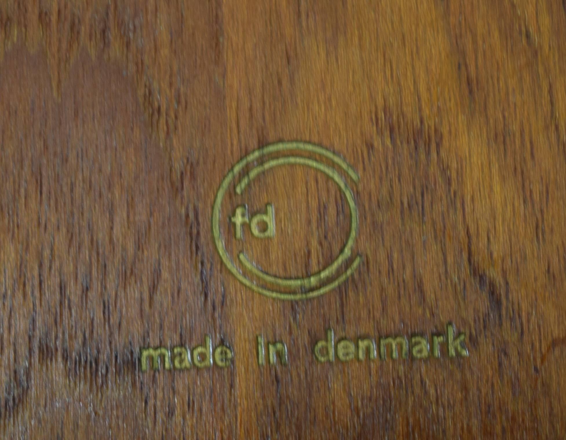 Danish Midcentury Solid Teak Coffee Table by Finn Juhl, France & Daverkosen For Sale 3
