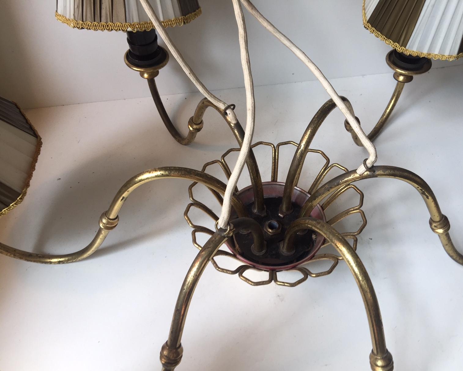 Danish Midcentury 'Spider' Chandelier in Brass by Lyfa, 1950s For Sale 2