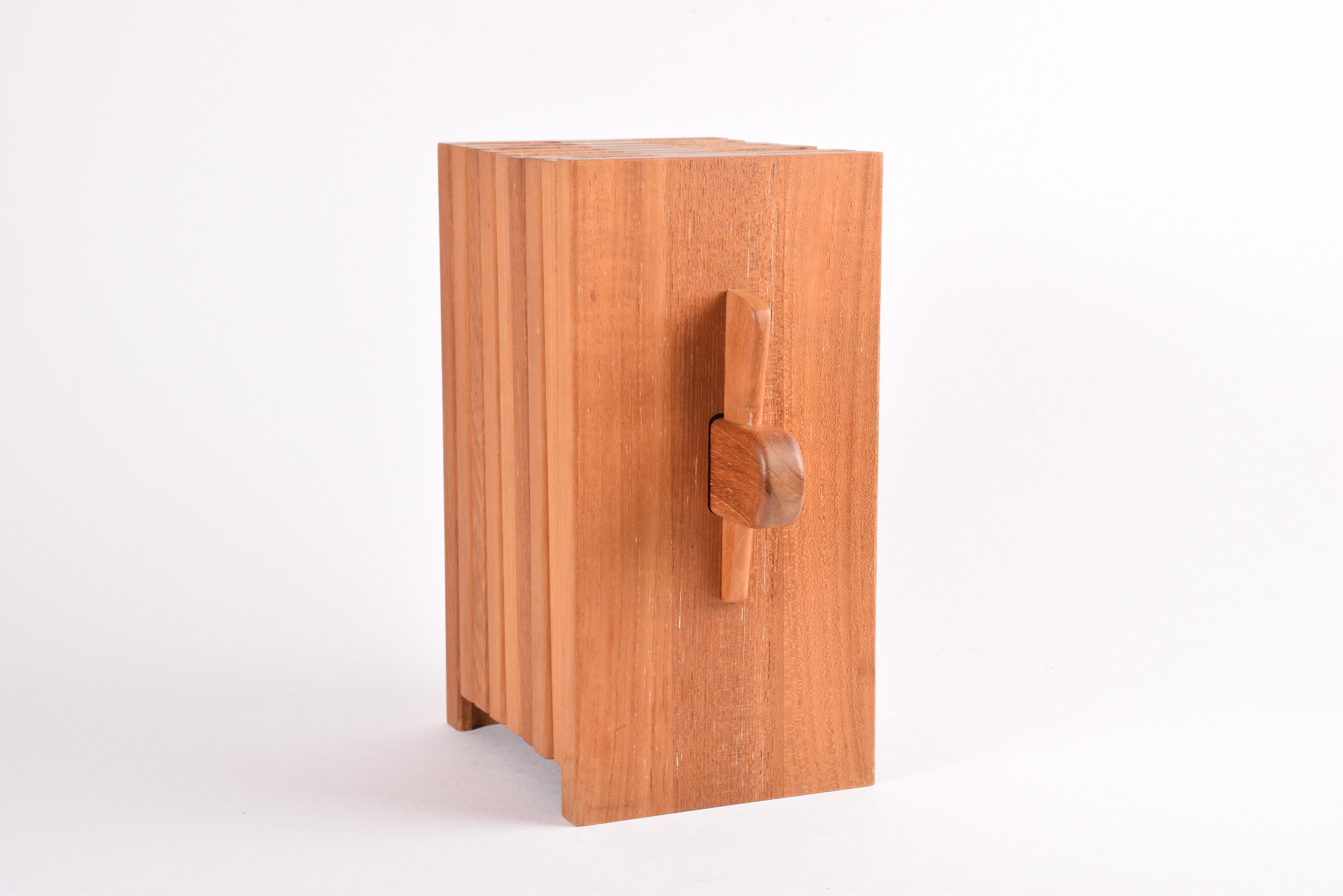 Danish Midcentury Teak Knife Storage Block by Trip Trap Attributed to Quistgaard In Good Condition In Aarhus C, DK