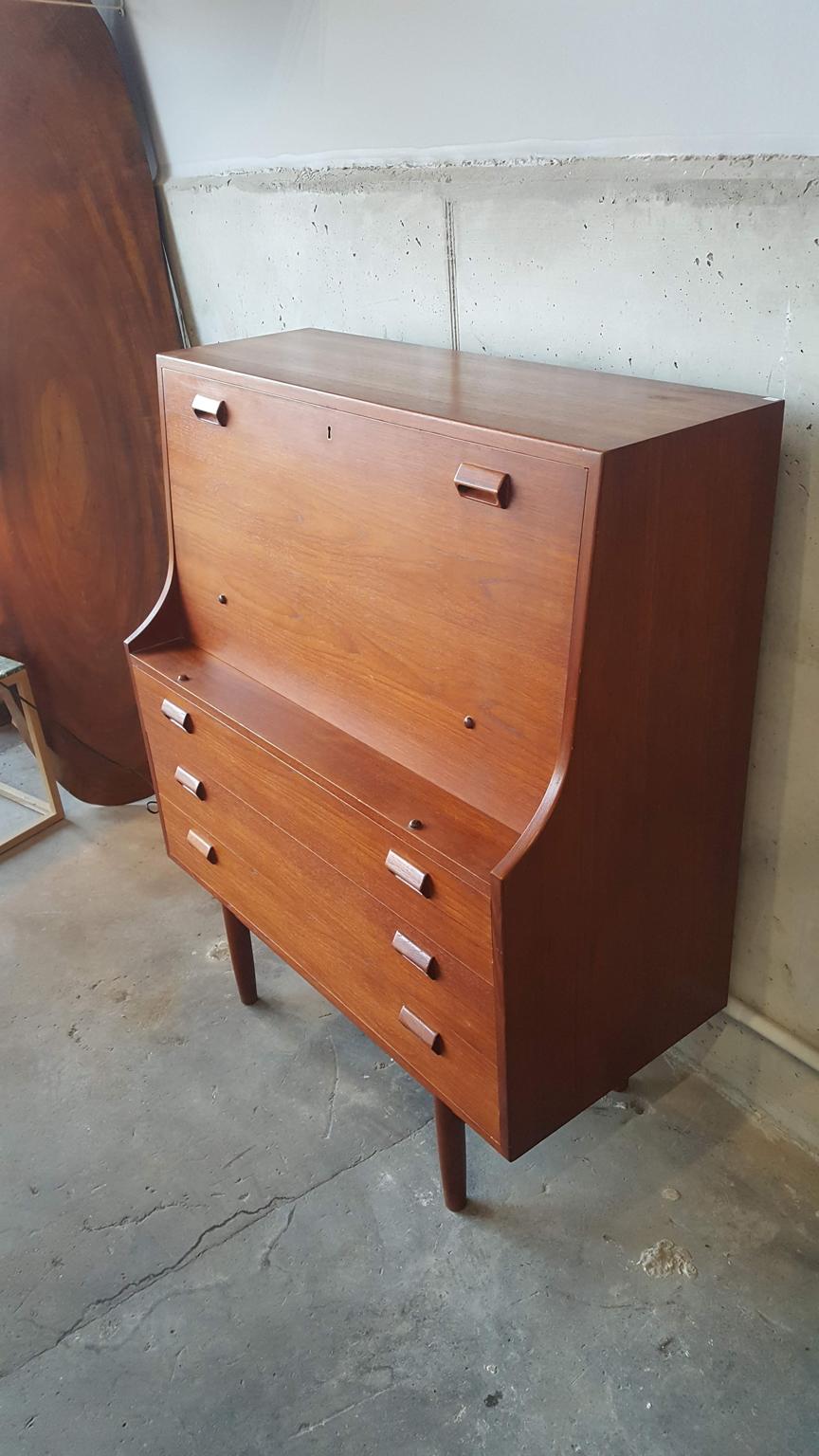 Danish Midcentury Teak Secretary of Børge Mogensen 11