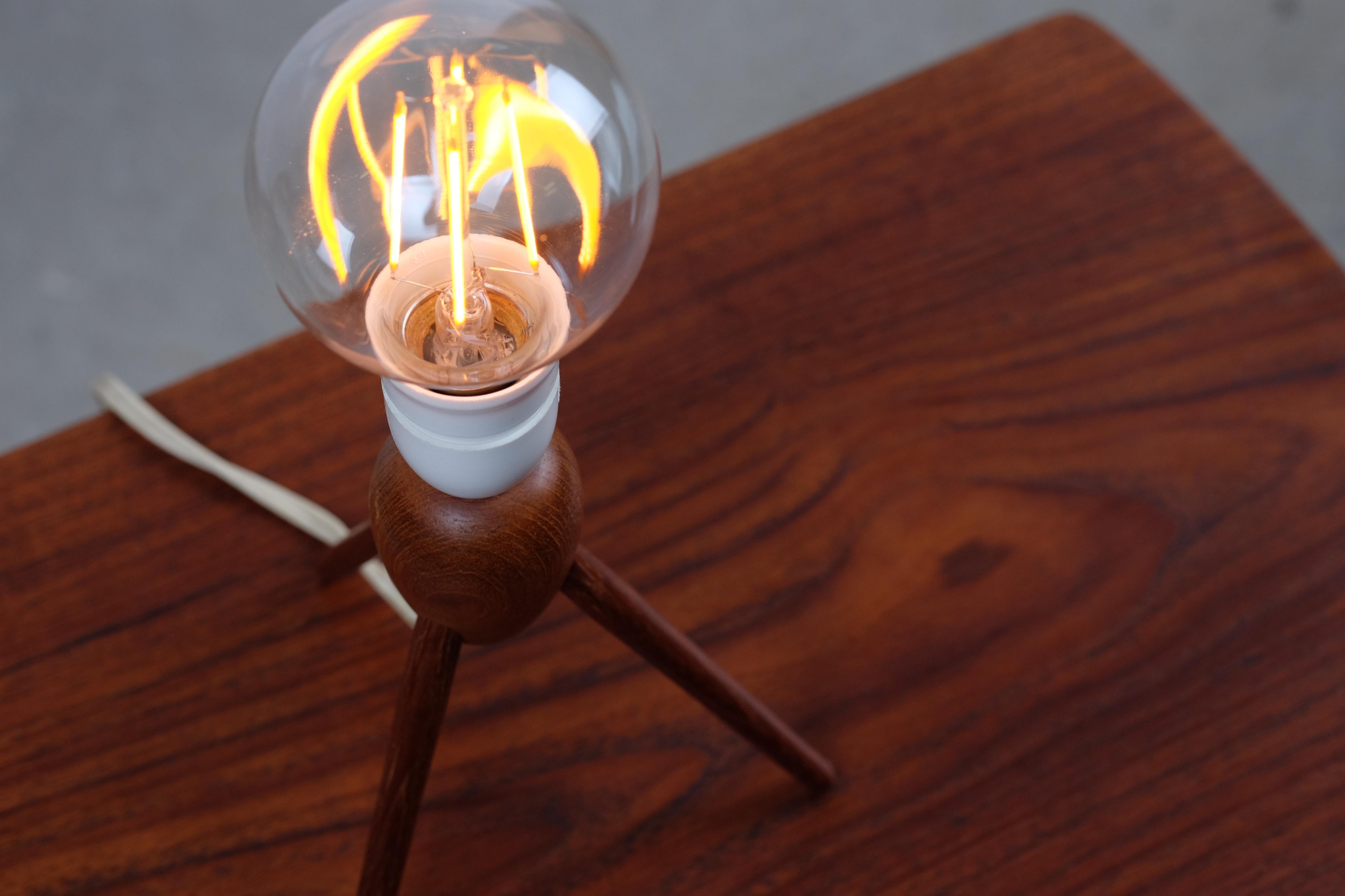 Danish Midcentury Three-Legged Teak Table Lamp 6