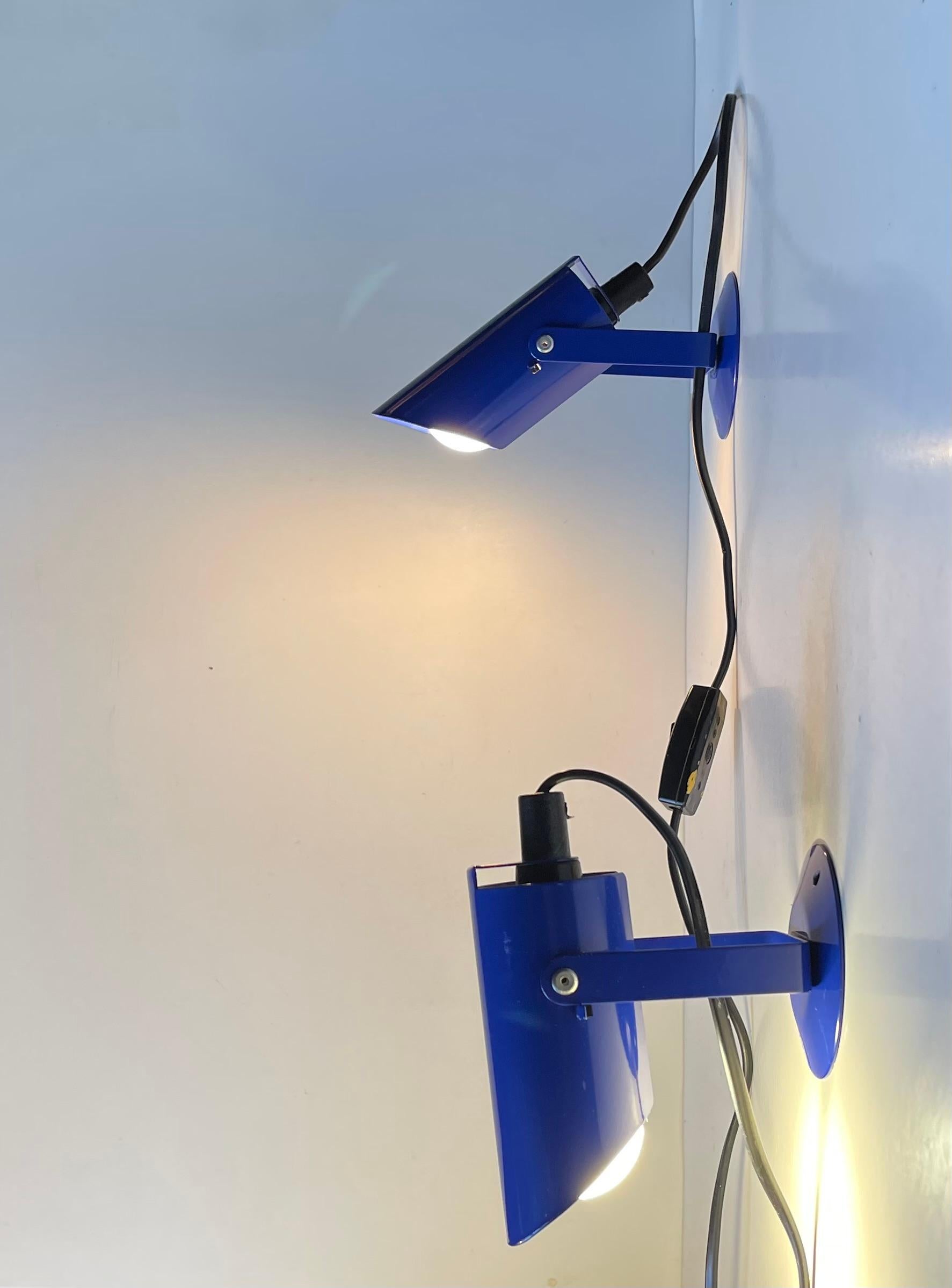 Danish Minimalist Blue Wall Lights from Lyfa, 1980s, Set of 2 Minimalista en venta